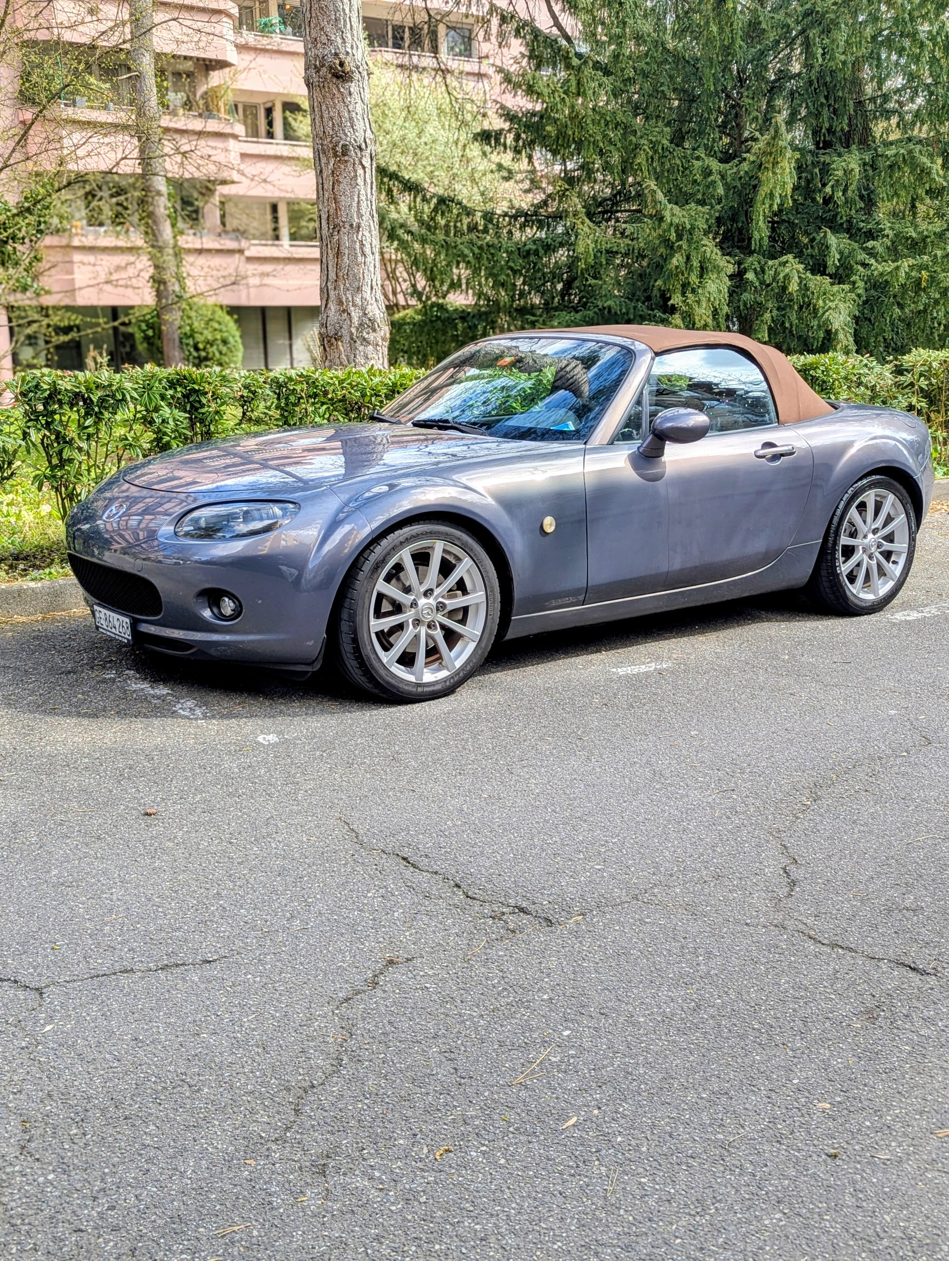 MAZDA MX-5 2.0i 16V Exclusive