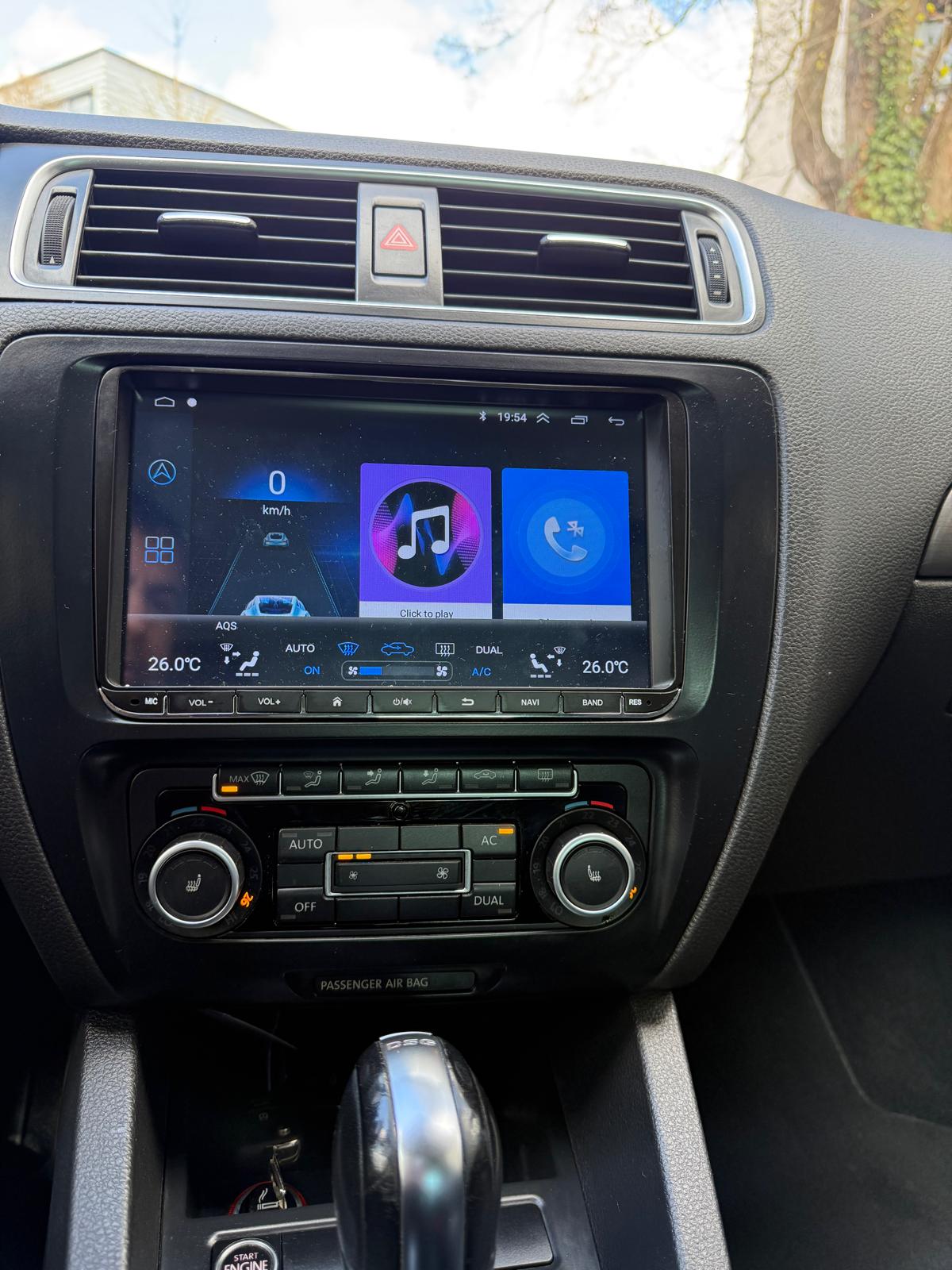 VW Jetta 2.0 TSI Highline DSG-image-15