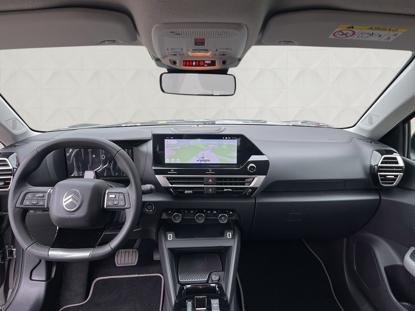 CITROEN C4 Hybrid 145 Collection-image-9