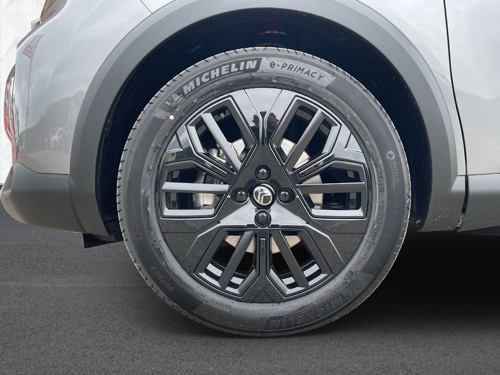 CITROEN C4 Hybrid 145 Collection-image-7