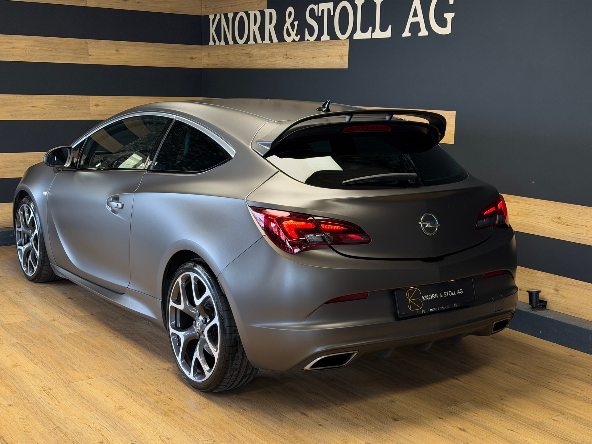 OPEL Astra GTC 2.0i 16V Turbo OPC-image-7
