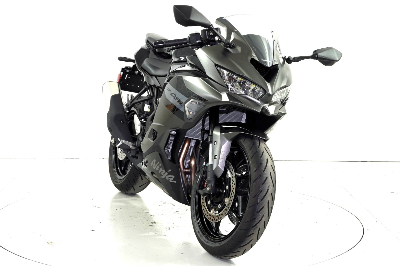 KAWASAKI Ninja ZX-4RR-image-1