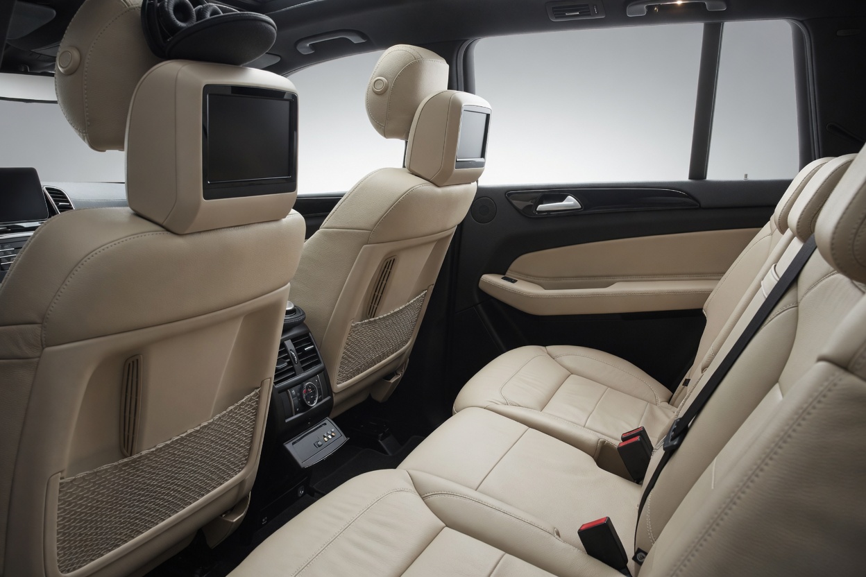 MERCEDES-BENZ GLS 350 d 4Matic 9G-TRONIC AMG Paket-image-9