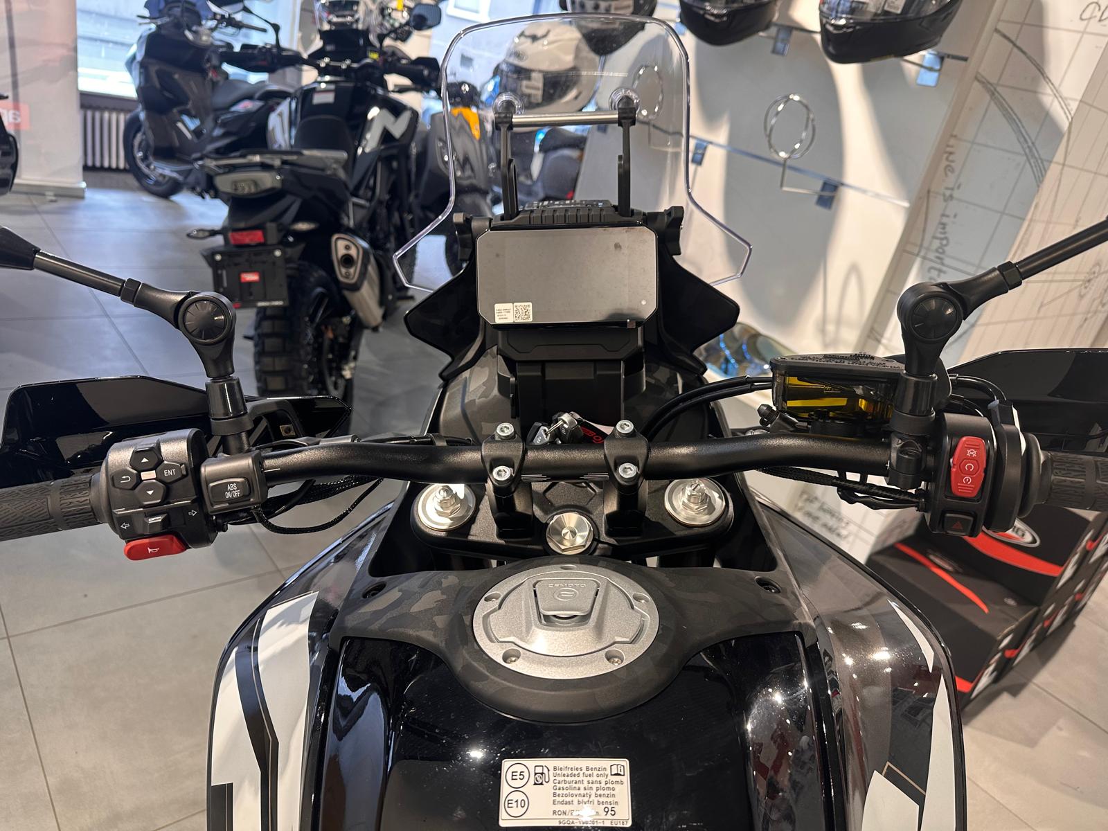 CF MOTO 450 MT | Vorführfahrzeug | Akrapovic Auspuff | A2 | Garantie-image-15