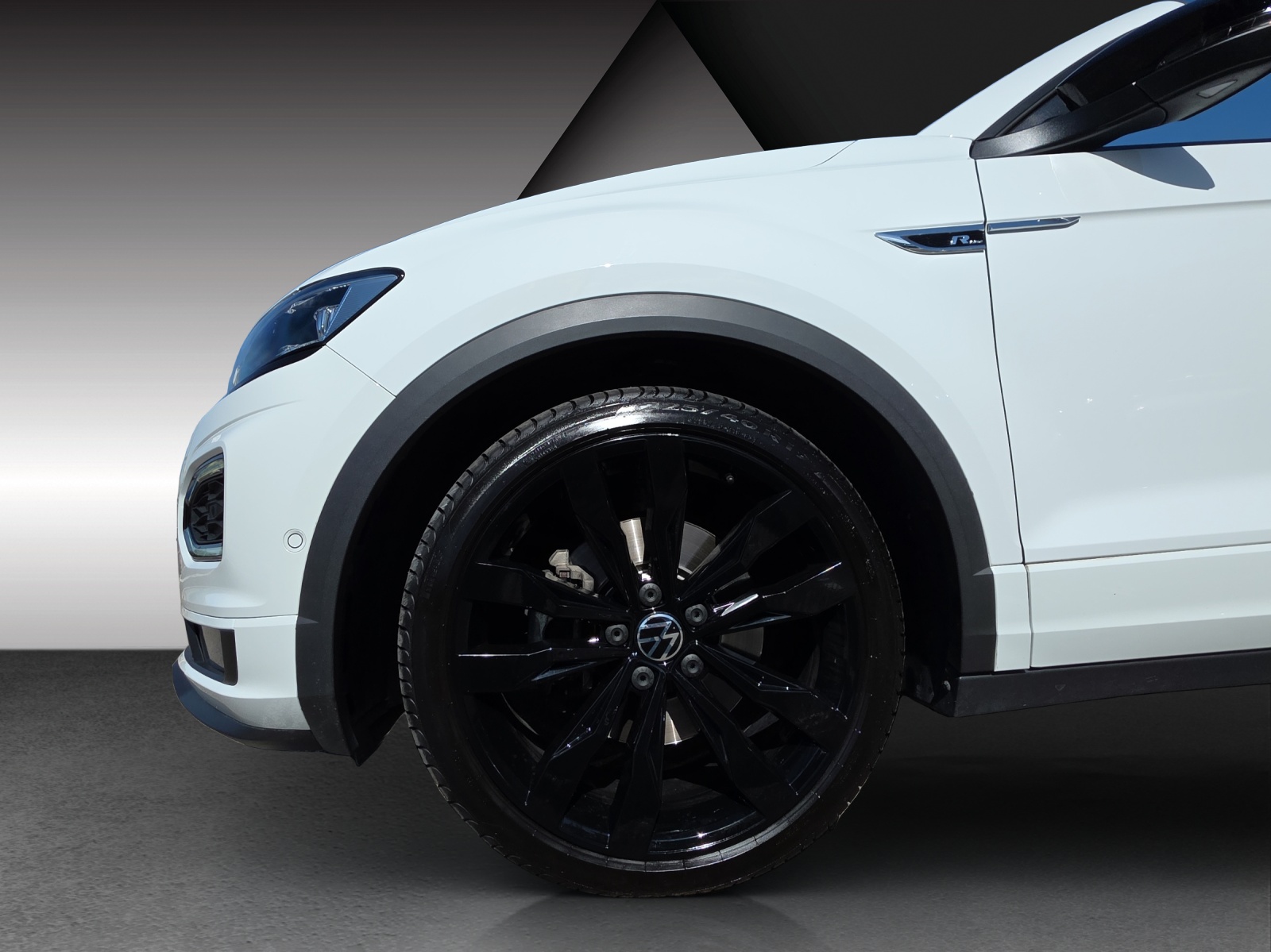 VW T-Roc Cabriolet 1.5 TSI EVO R-Line DSG-image-18