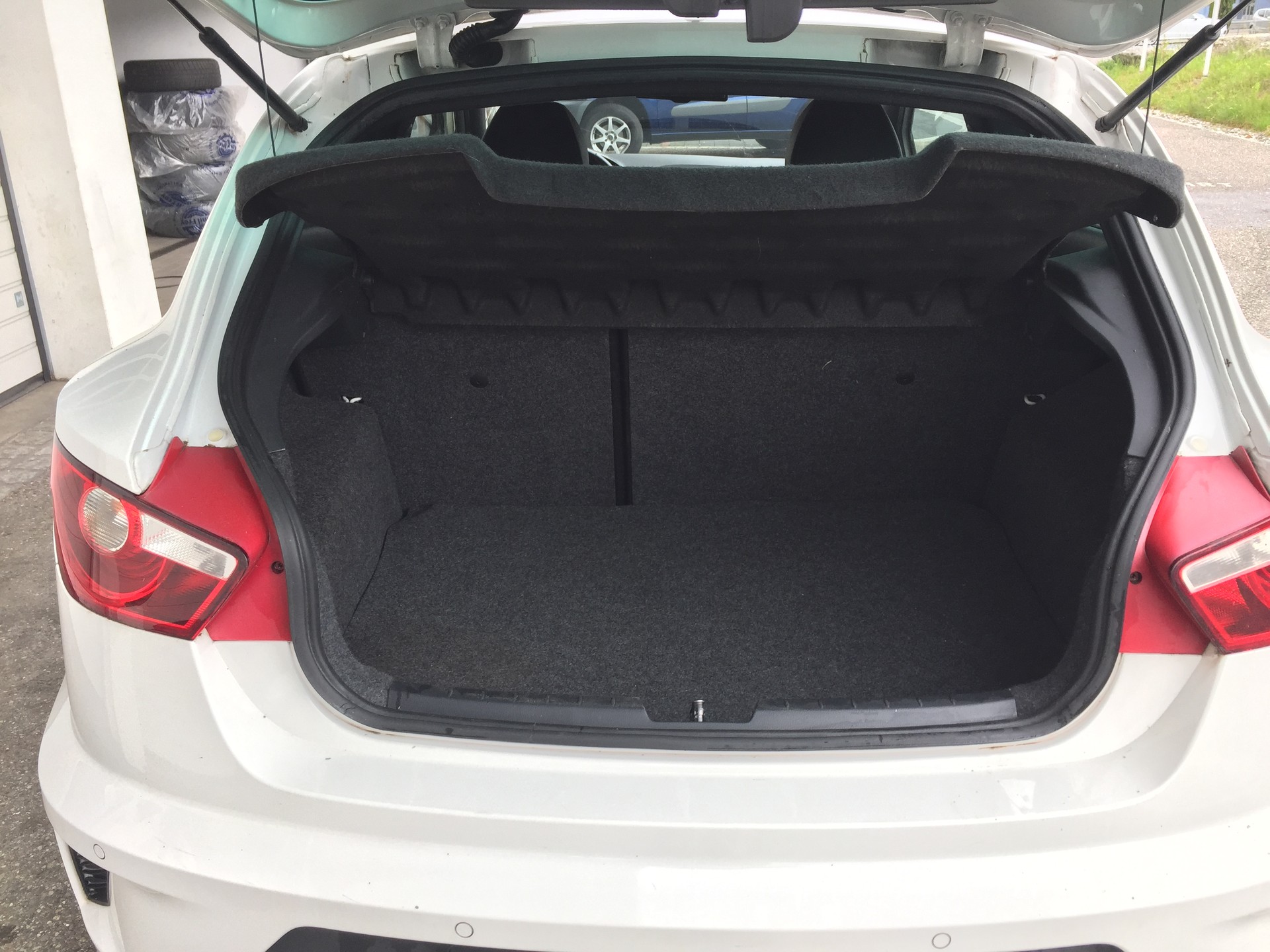 SEAT Ibiza SC 1.4 TSI Cupra DSG-image-6