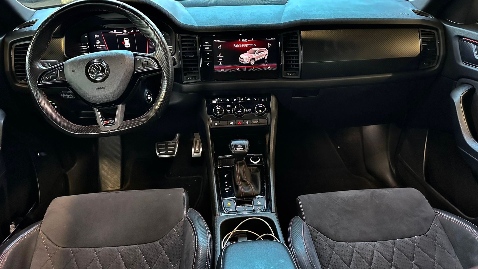 SKODA Kodiaq 2.0 Bi-TDI SCR RS 4x4 DSG-image-14