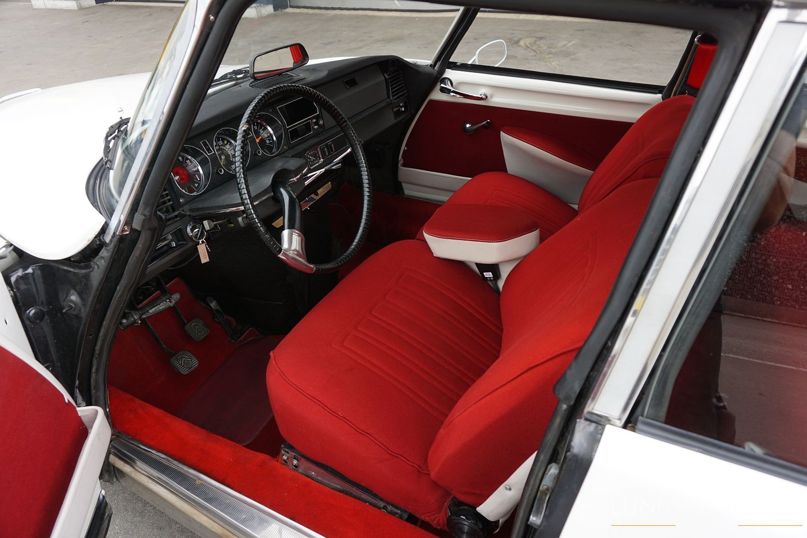 CITROEN D Spécial-image-9