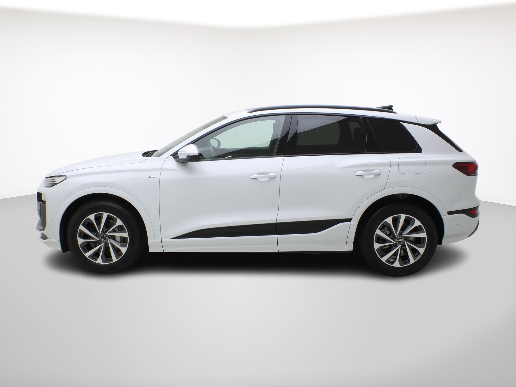 AUDI Q6 e-tron S line quattro **Audi Werksgarantie bis 10/2030**-showroom-element-2