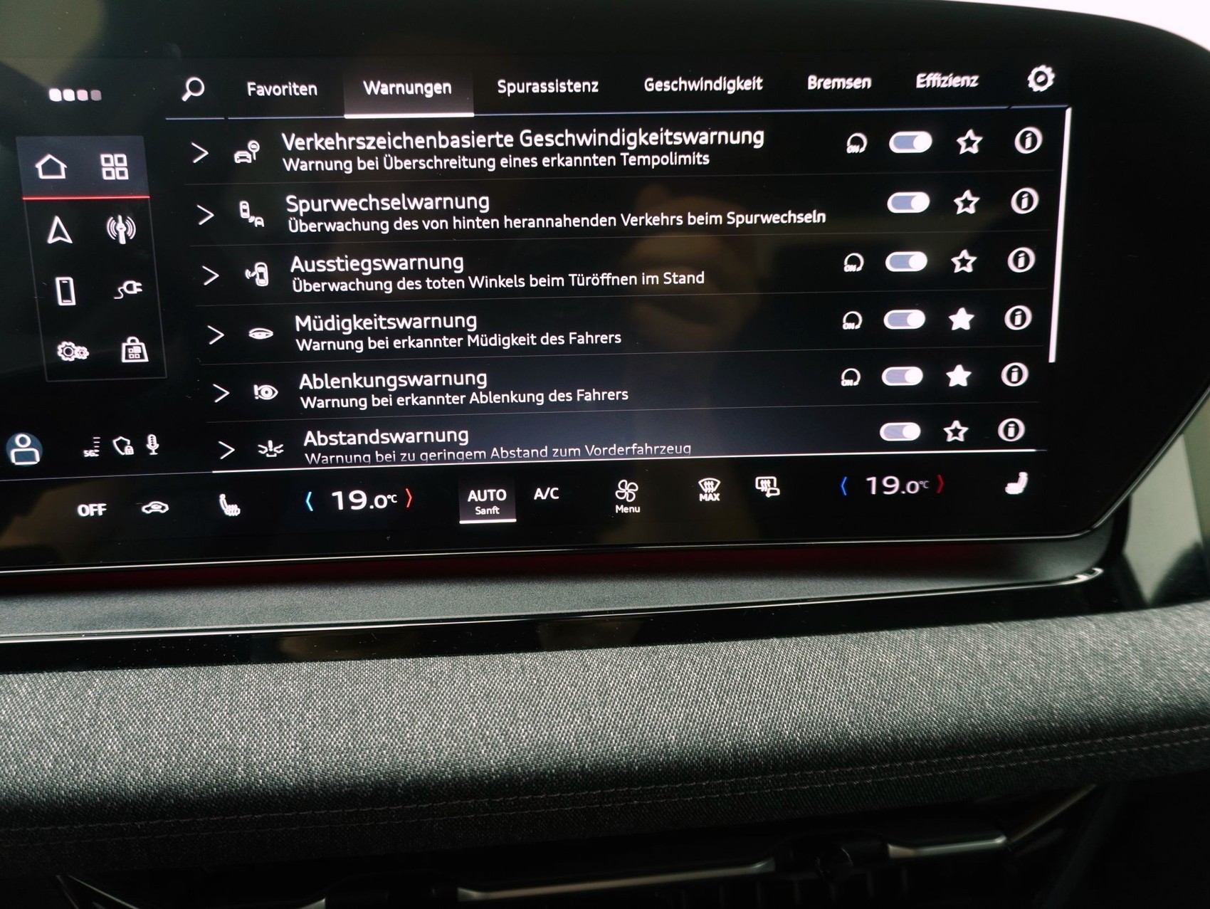 AUDI Q6 e-tron S line quattro **Audi Werksgarantie bis 10/2030**-image-31
