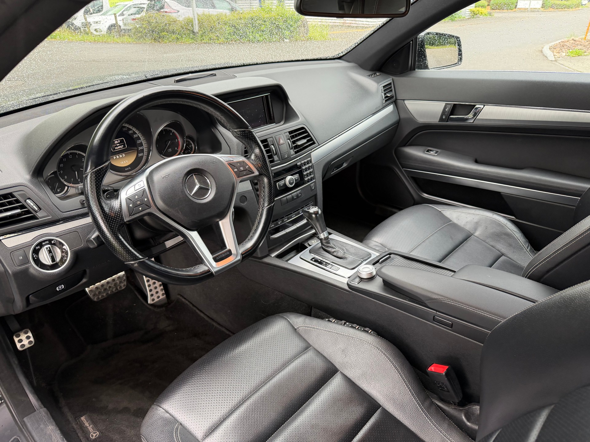 MERCEDES-BENZ E 220 CDI BlueEfficiency 7G-Tronic-image-11
