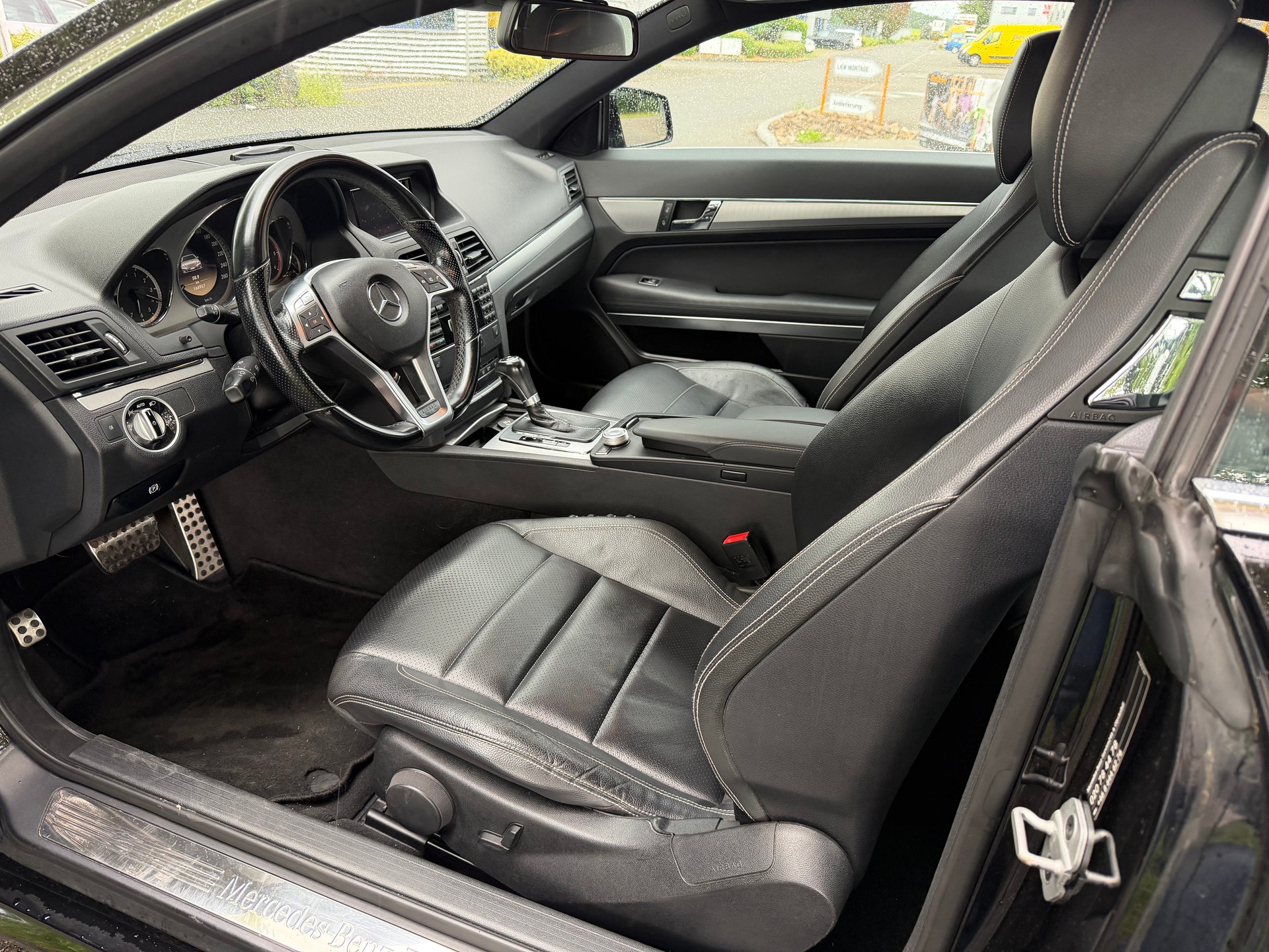 MERCEDES-BENZ E 220 CDI BlueEfficiency 7G-Tronic-image-10