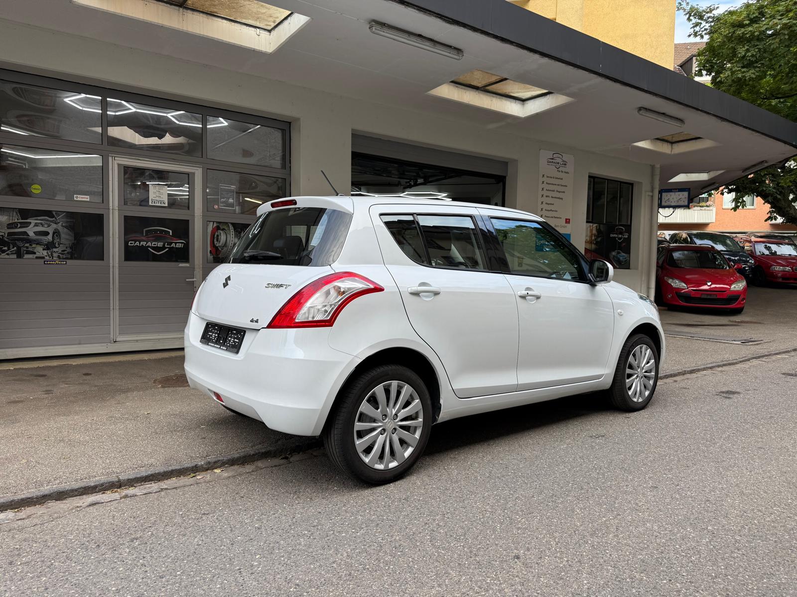 SUZUKI Swift 1.2i 16V GL Top 4x4-image-5