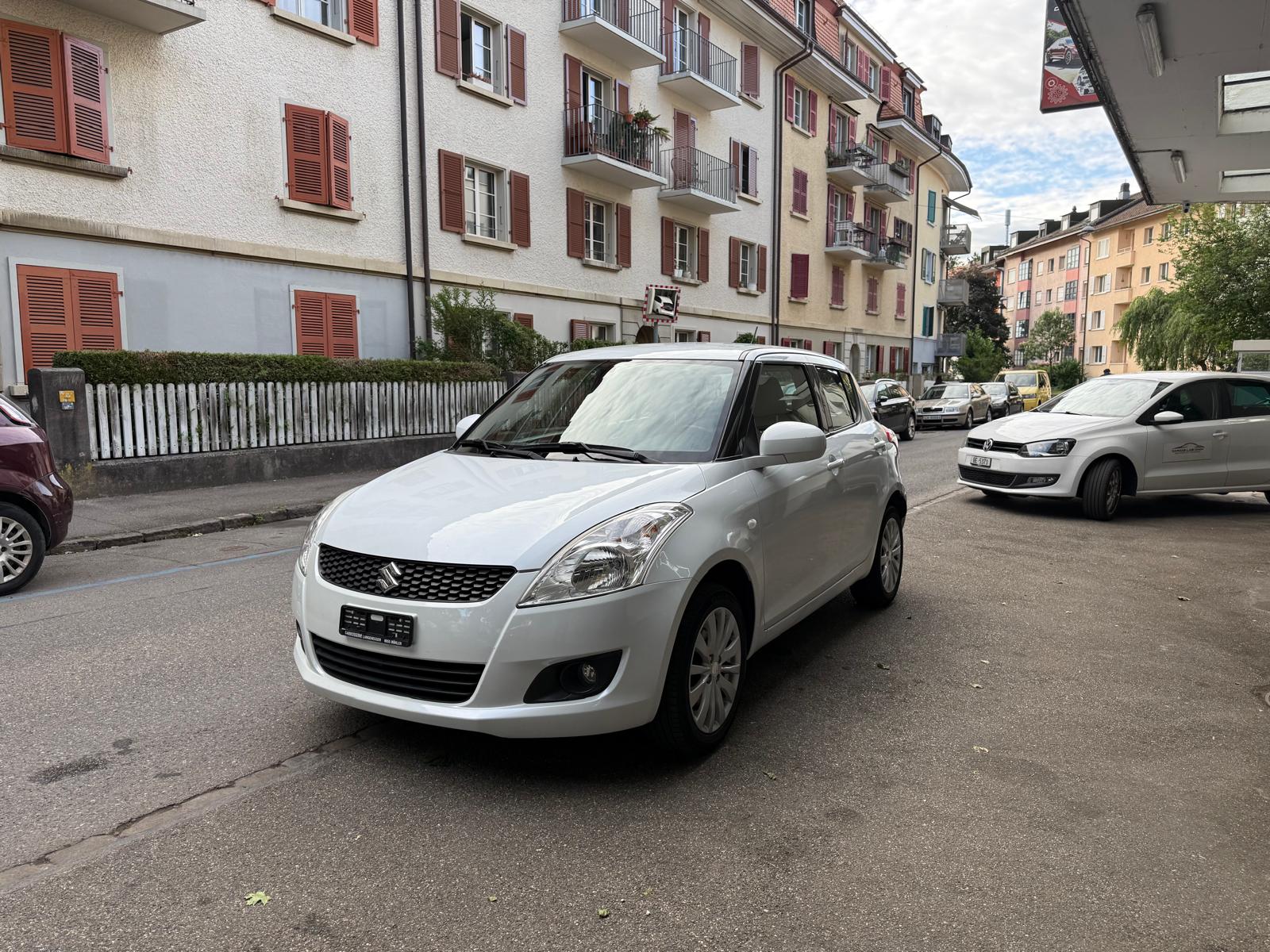 SUZUKI Swift 1.2i 16V GL Top 4x4-image-1