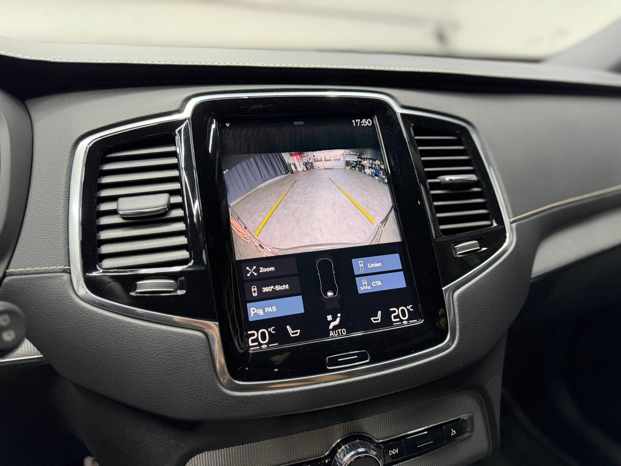 VOLVO XC90 B5 Diesel Mild Hybrid AWD R-Design | 360° Kamera | 7.Plätzer | Harman/Kardon | ACC | Standheizung-image-16