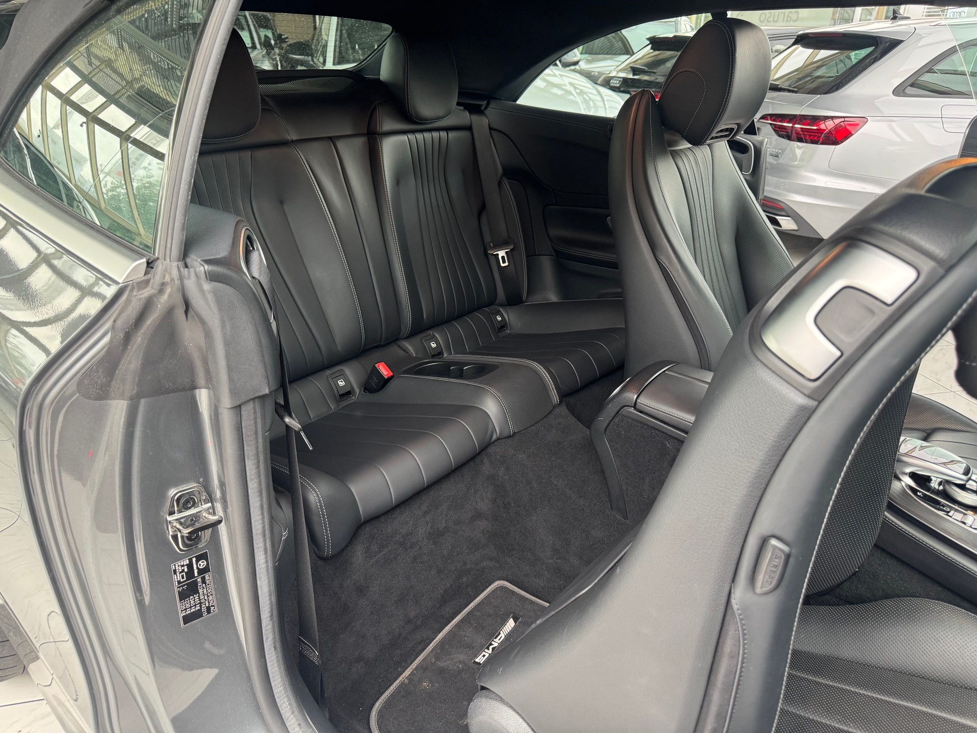 MERCEDES-BENZ E 450 Cabriolet AMG Line 4 Matic 9G-Tronic-image-9