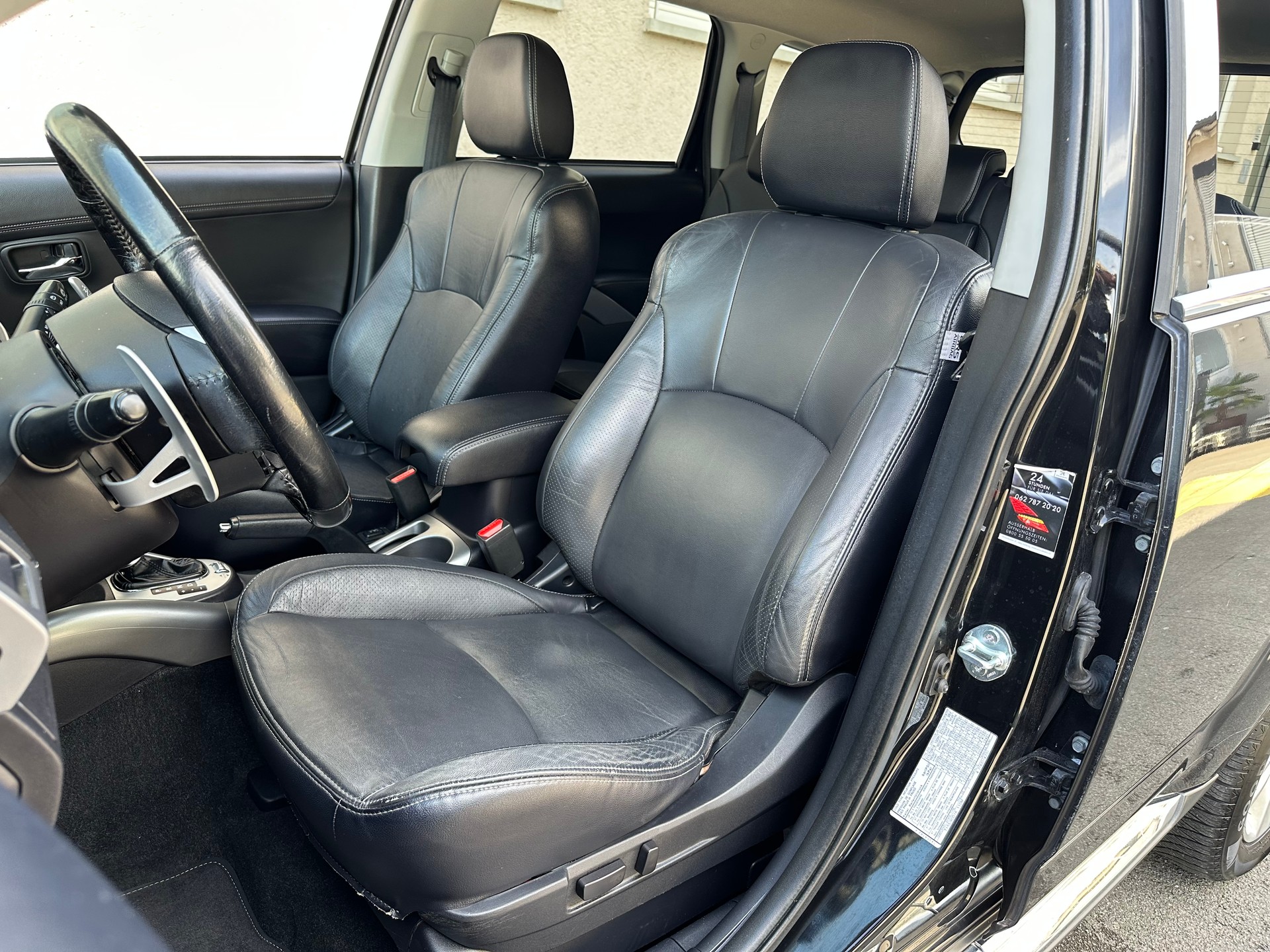 PEUGEOT 4007 2.2 HDi Platinum Edition *7-Plätzer*-image-12