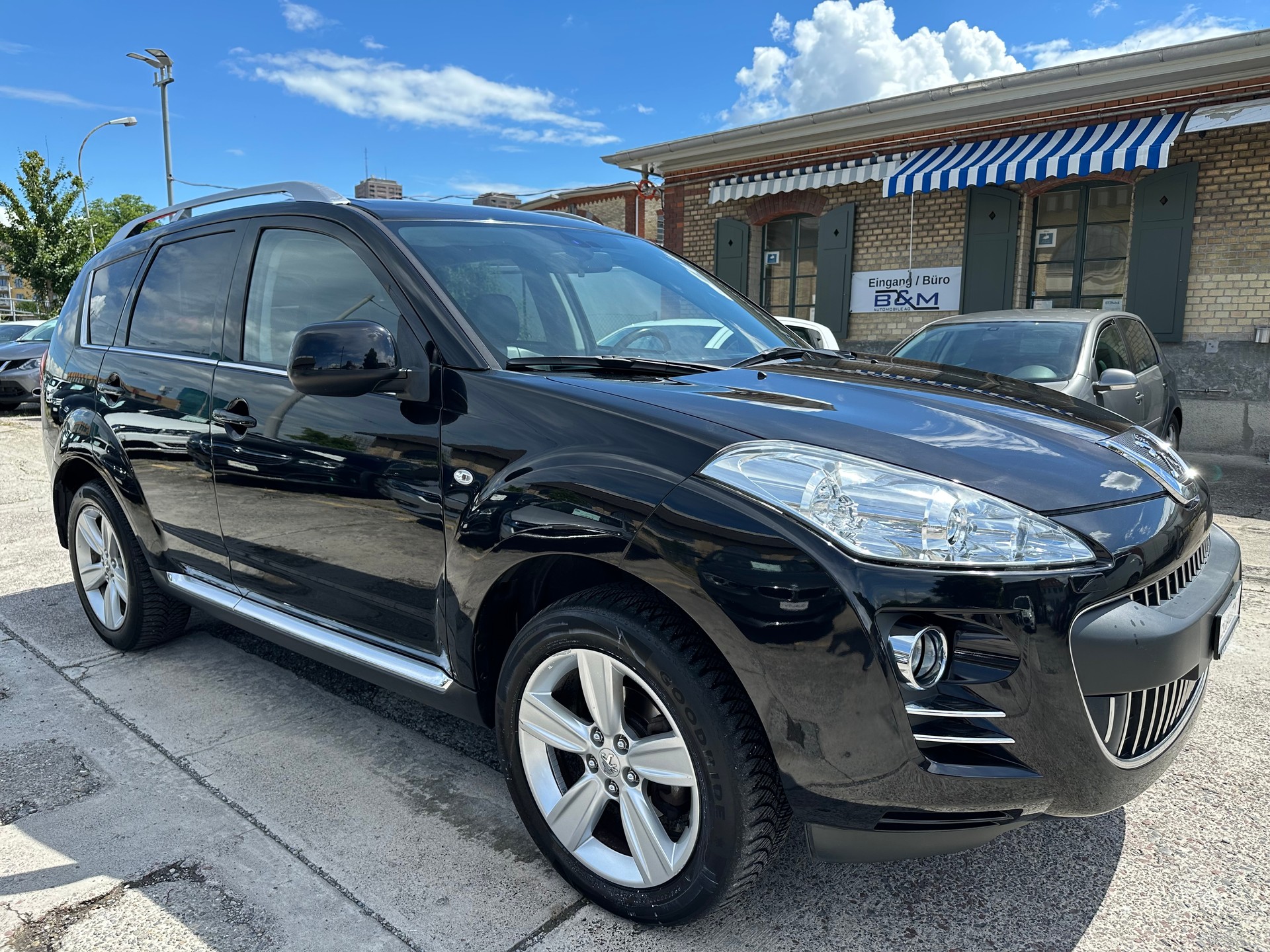 PEUGEOT 4007 2.2 HDi Platinum Edition *7-Plätzer*-showroom-element-2