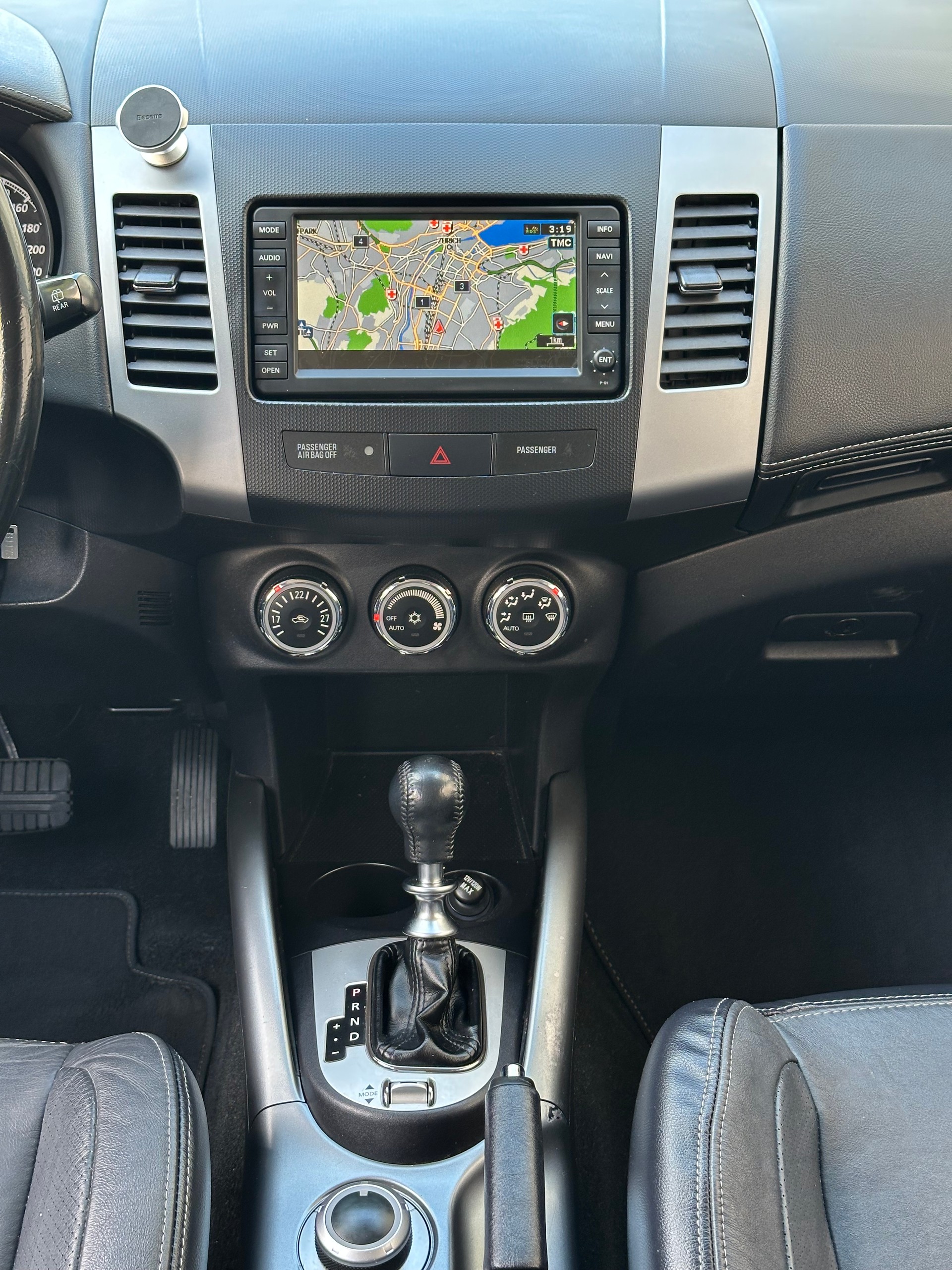 PEUGEOT 4007 2.2 HDi Platinum Edition *7-Plätzer*-image-19