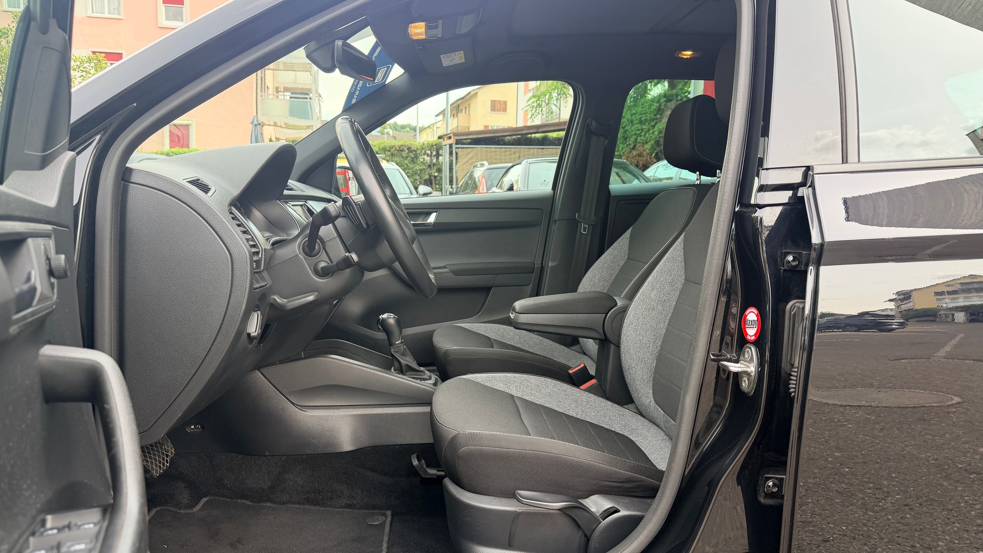SKODA Fabia 1.0 TSI Drive DSG-image-8