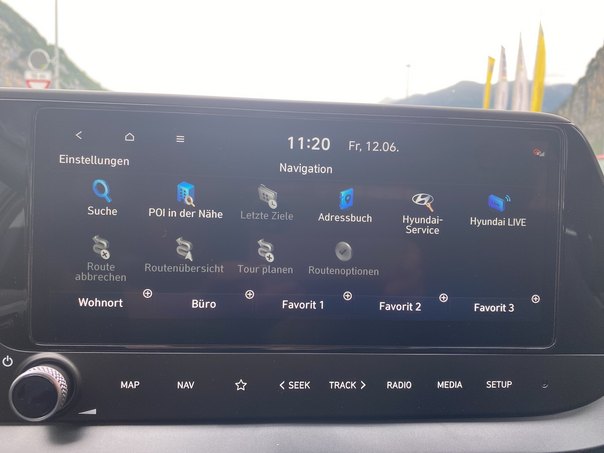 HYUNDAI i20 1.0 T-GDi Comfort DCT-image-17