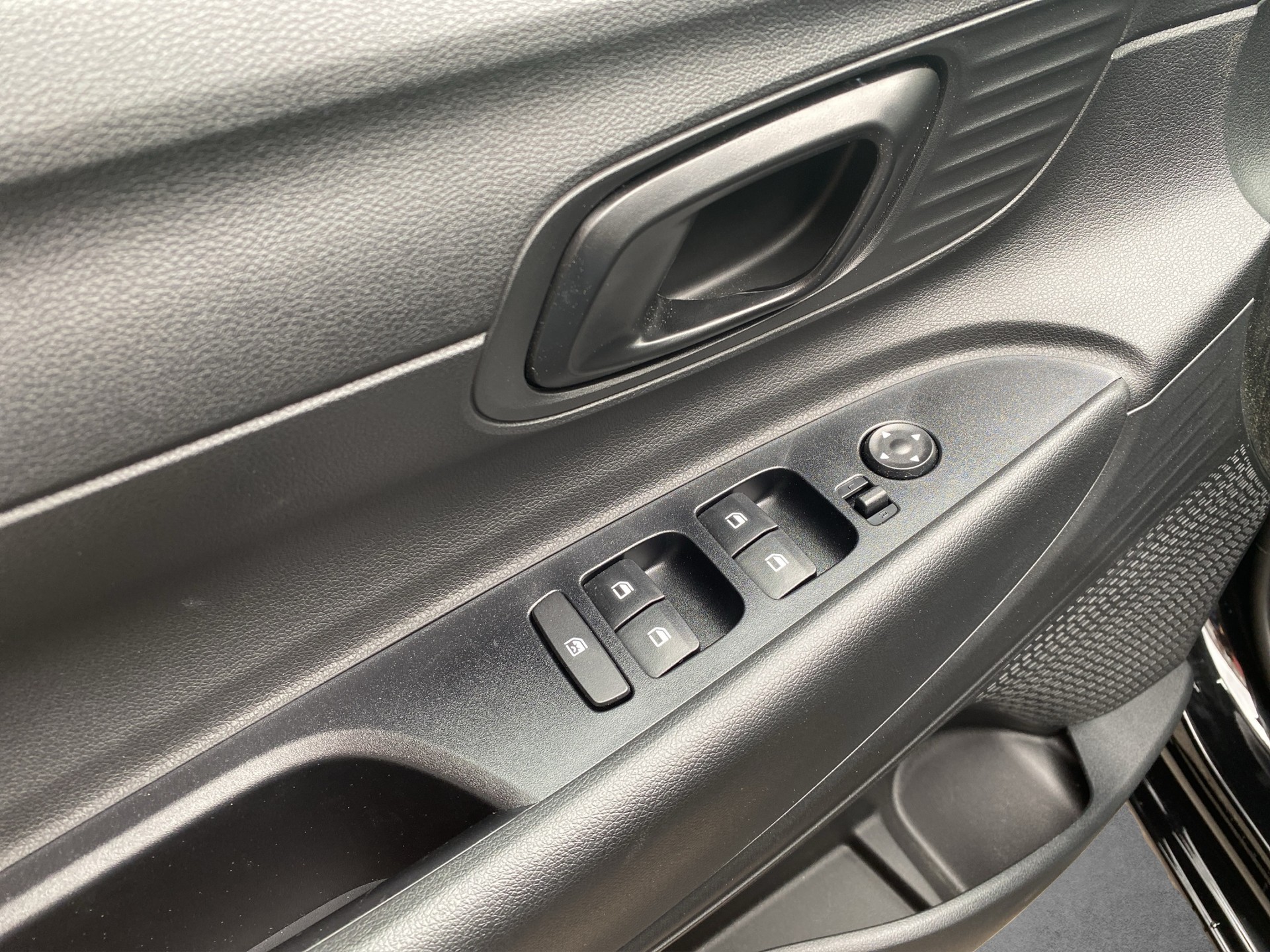HYUNDAI i20 1.0 T-GDi Comfort DCT-image-18