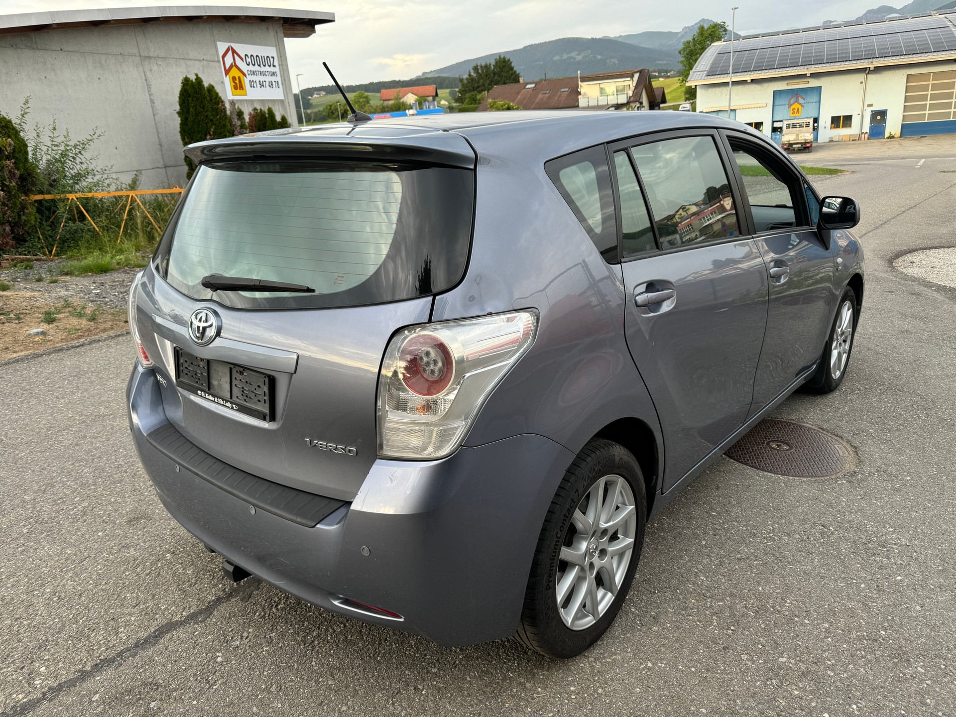 TOYOTA Verso 2.2 D-CAT Linea Sol Automatic-image-3