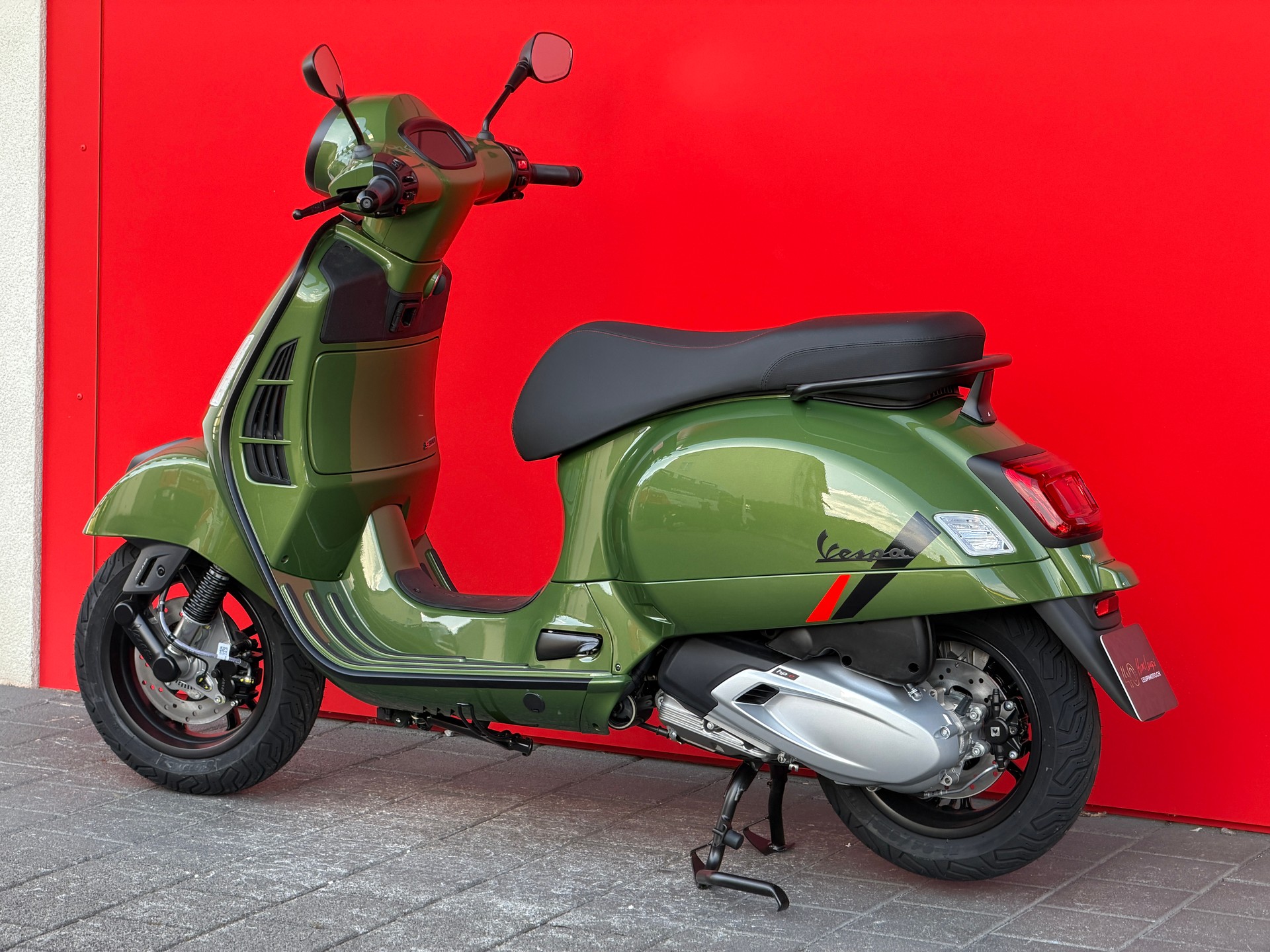 PIAGGIO Vespa GTS 125 Super Sport RST Euro 5+-image-14