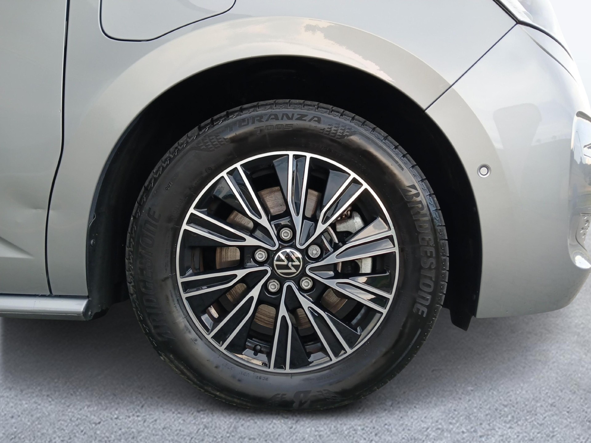 VW Multivan kurz 1.4 eHybrid Liberty DSG-image-15