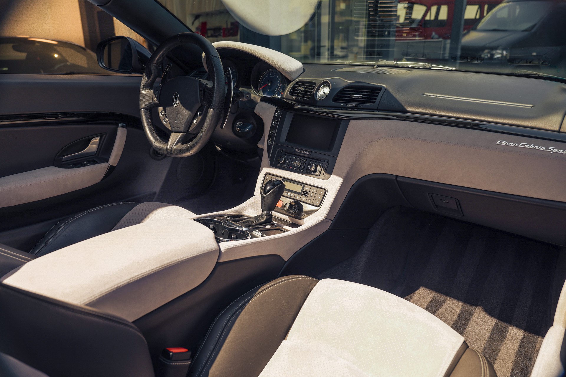 MASERATI GranCabrio Sport FACELIFT-image-8