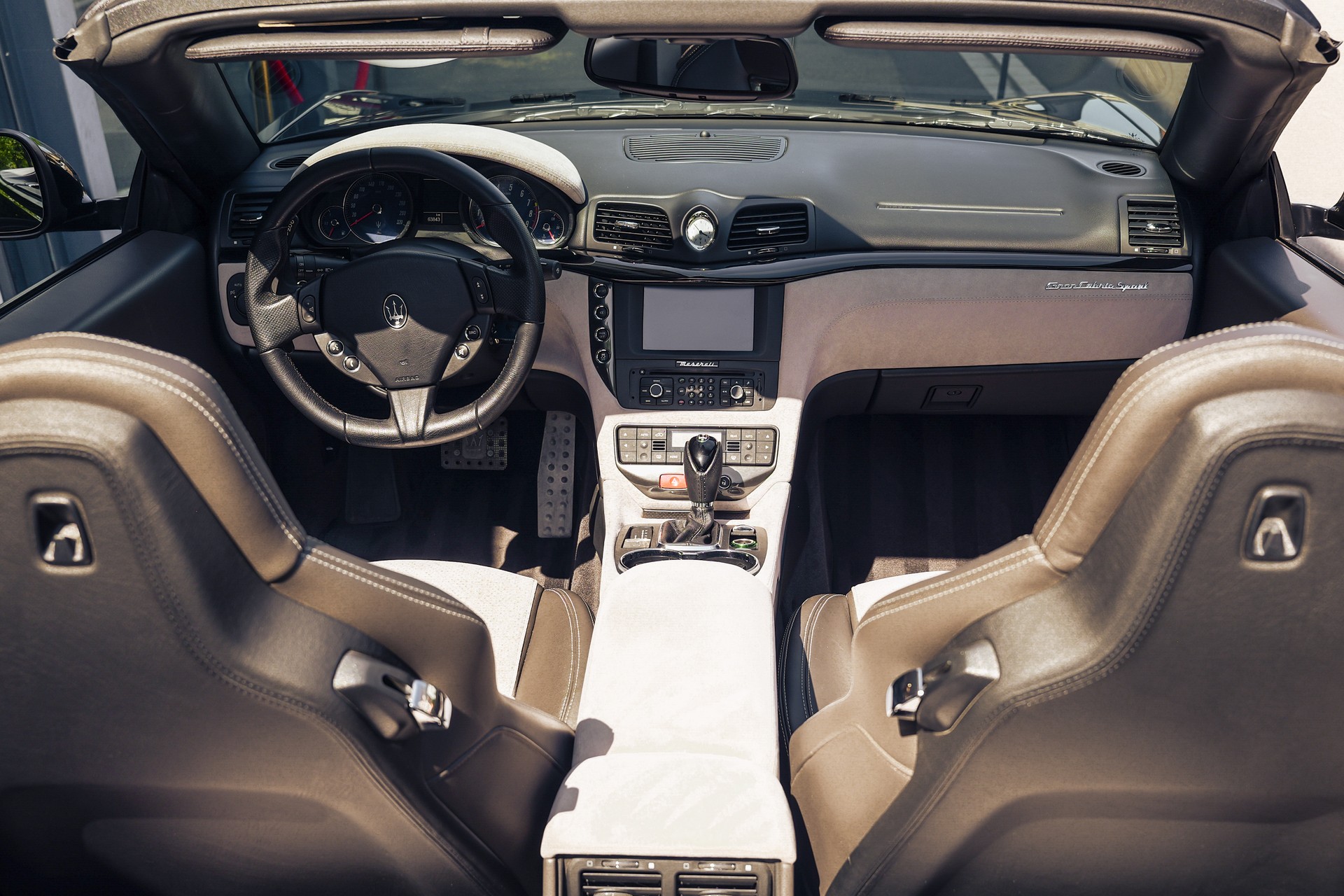 MASERATI GranCabrio Sport FACELIFT-image-7