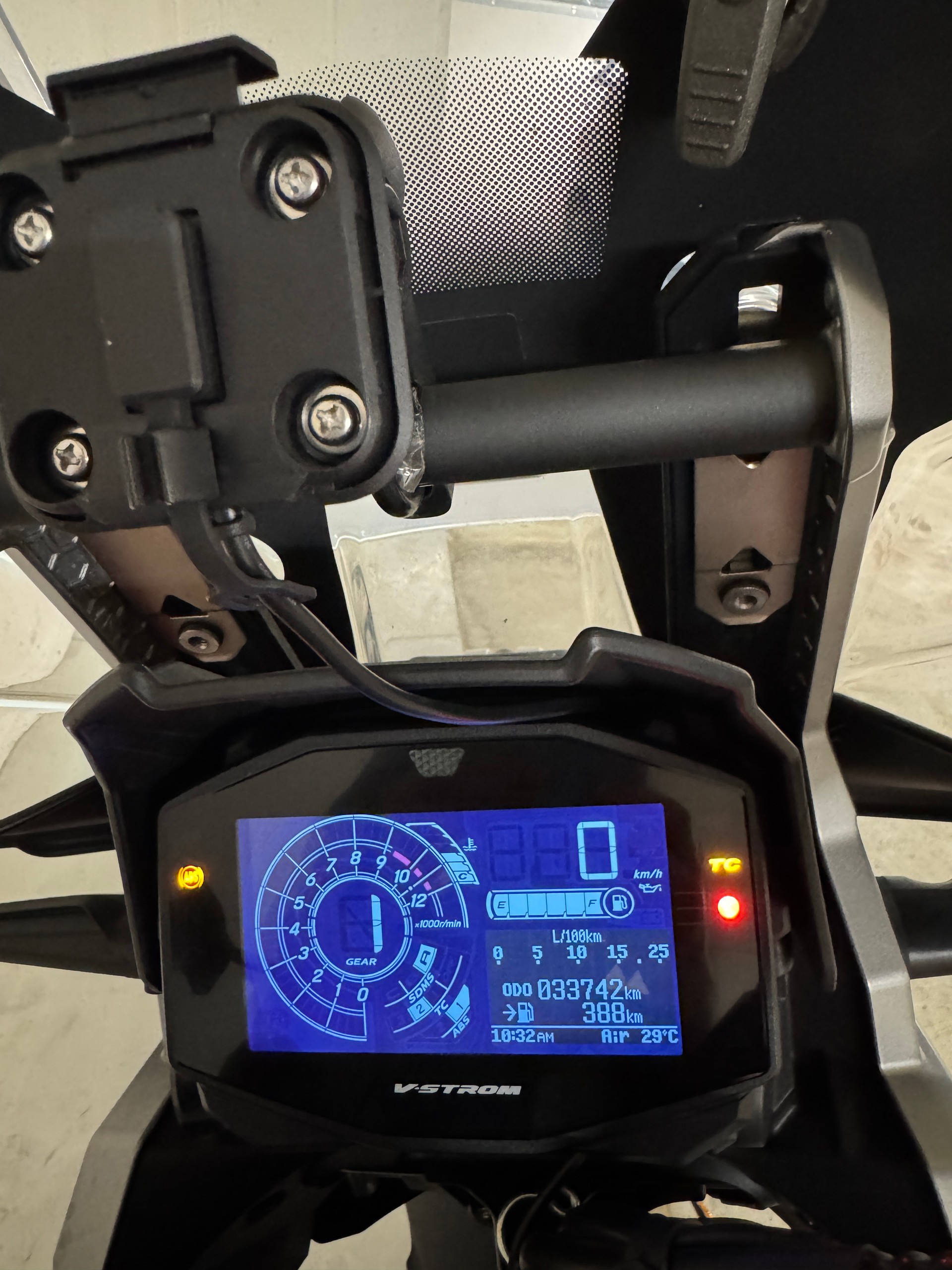SUZUKI DL 1050 XT ABS-image-11
