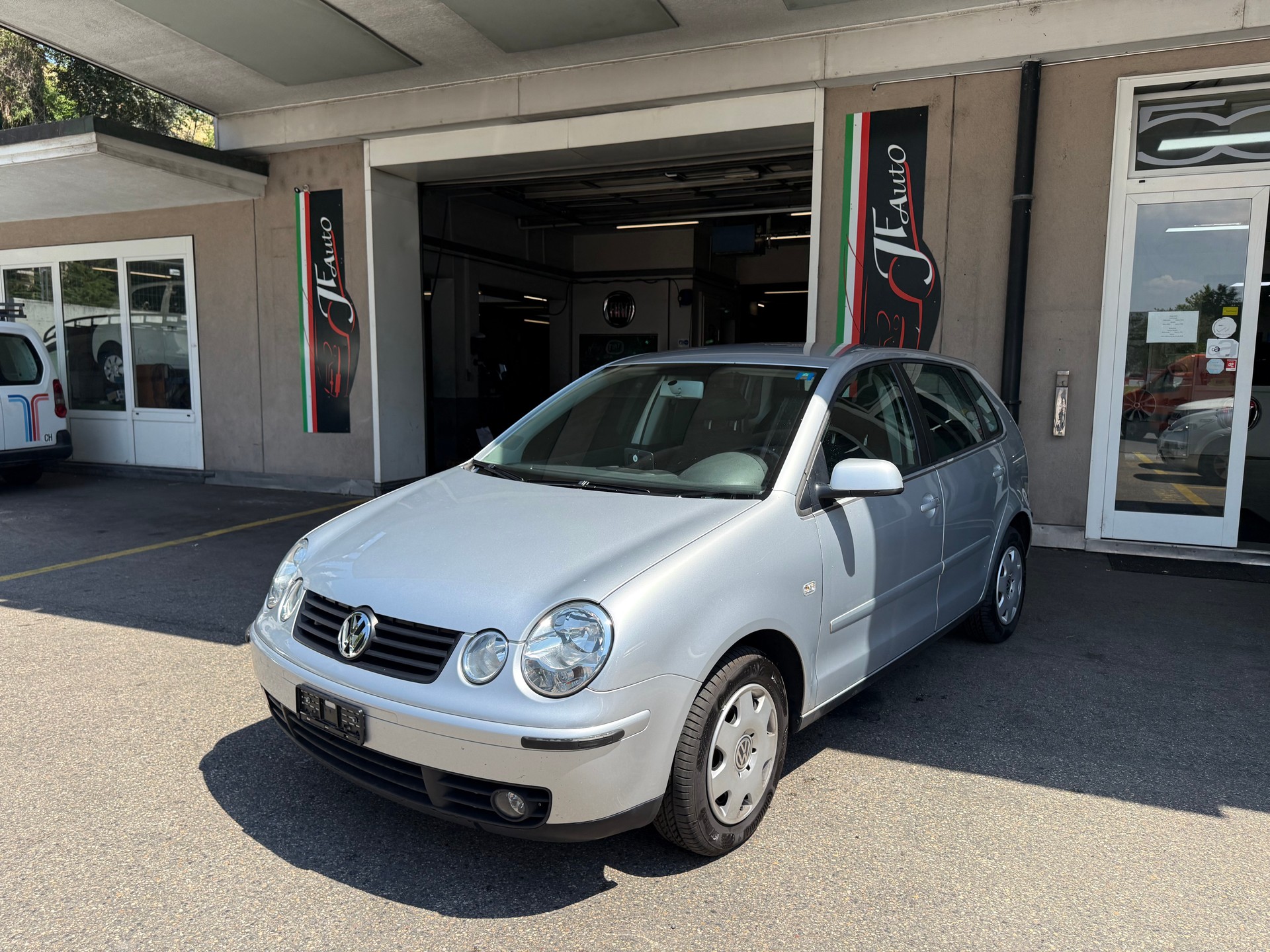 VW Polo 1.4 16V Comfortline-showroom-element-1
