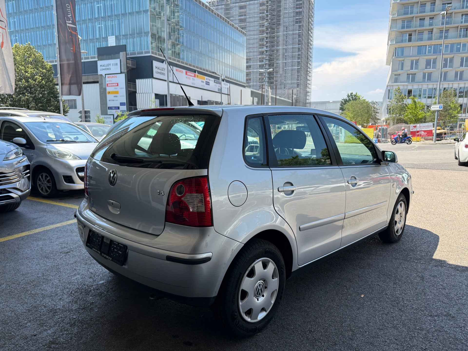 VW Polo 1.4 16V Comfortline-showroom-element-3