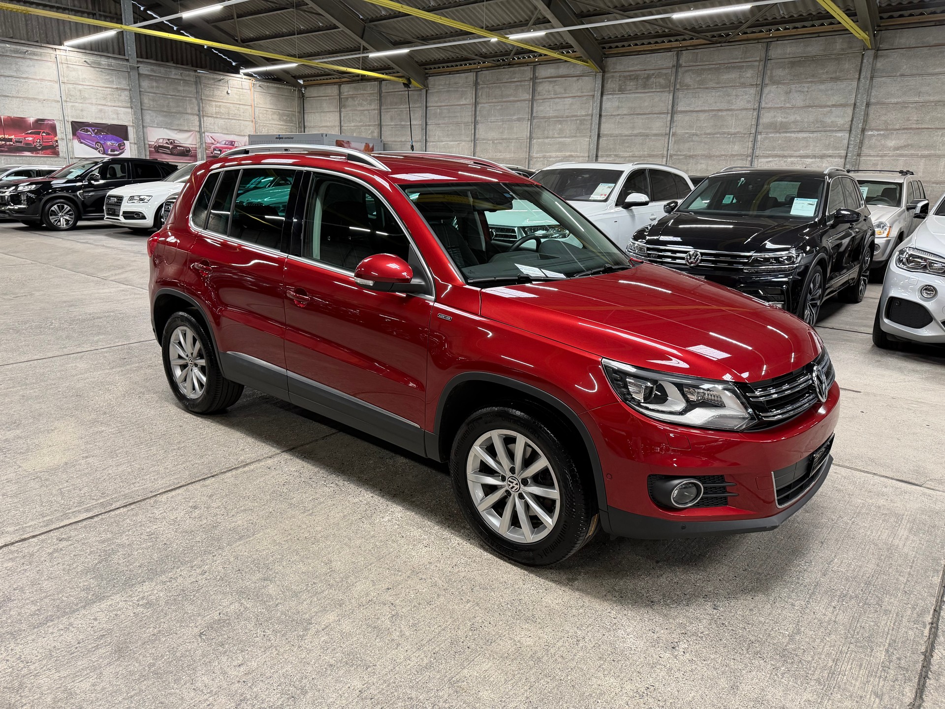 VW Tiguan 1.4 TSI Cup 4Motion-showroom-element-1