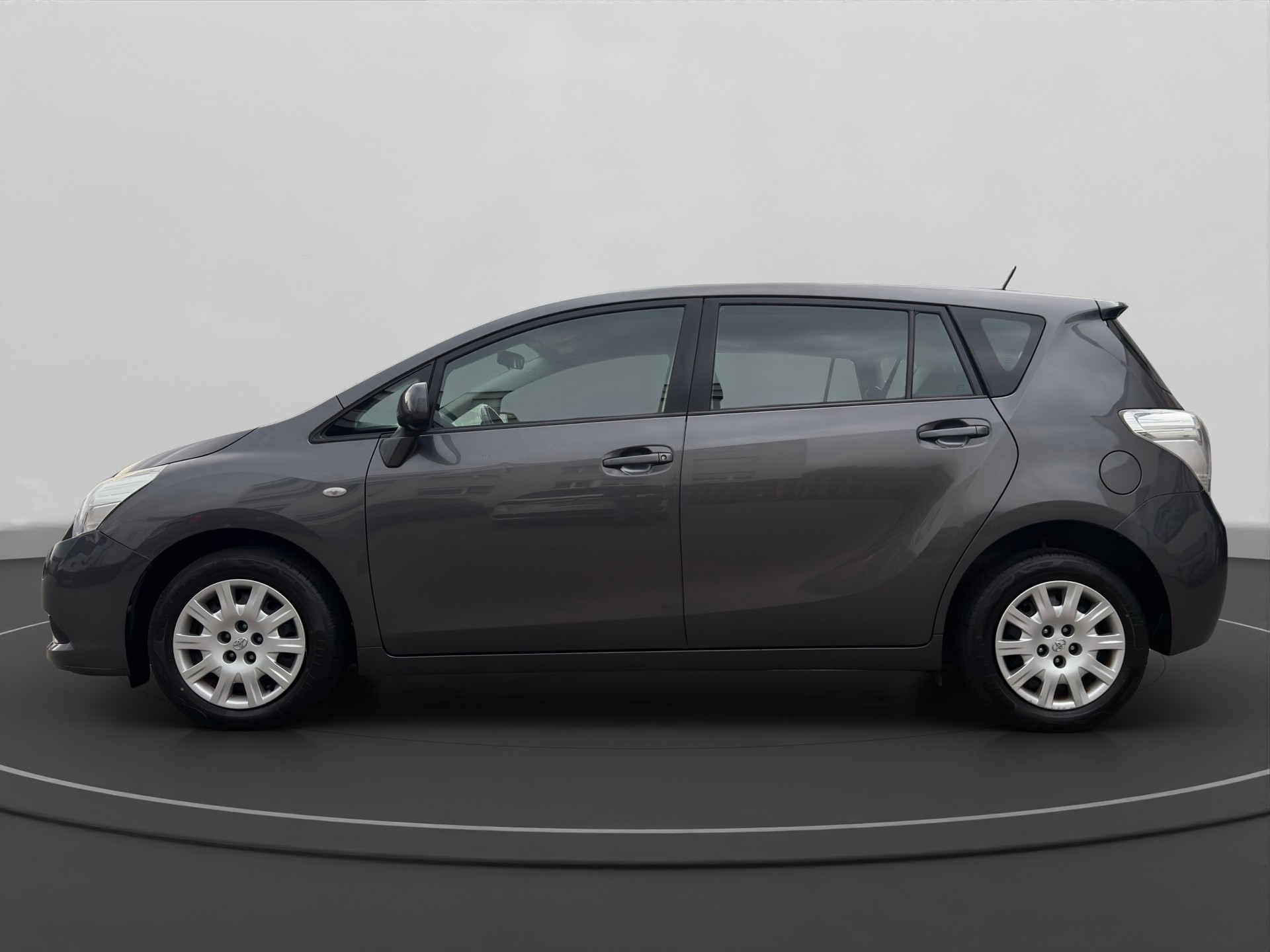 TOYOTA Verso 1.8 Linea Sol Premium Multidrive-showroom-element-1