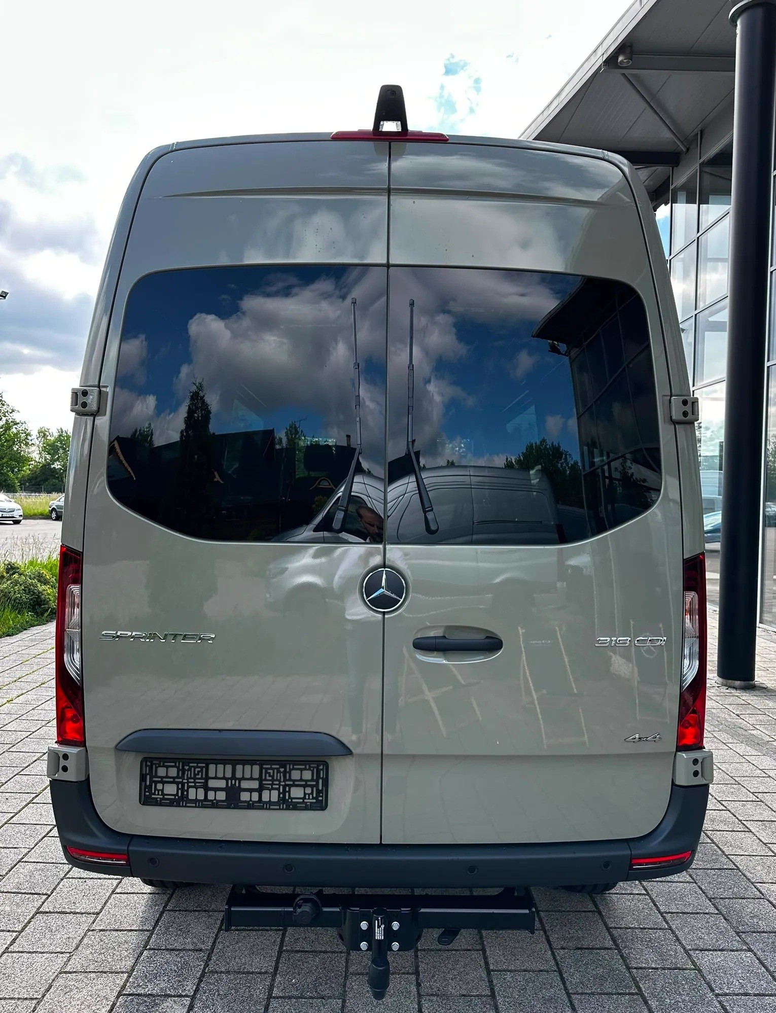 MERCEDES-BENZ Sprinter 319 CDI Lang 9G-TRONIC 4x4-showroom-element-3