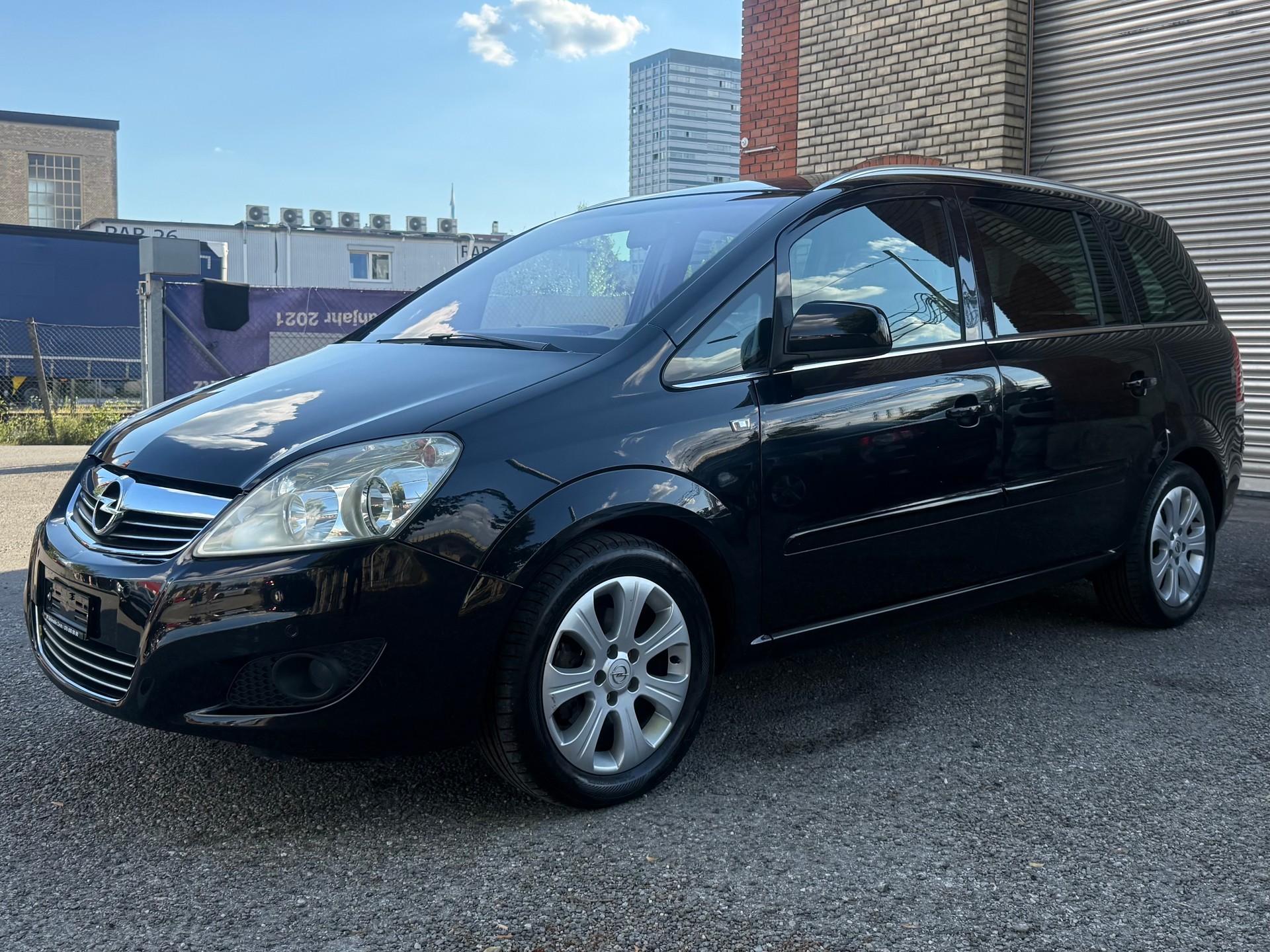 OPEL Zafira 1.8i 16V Enjoy-image-2