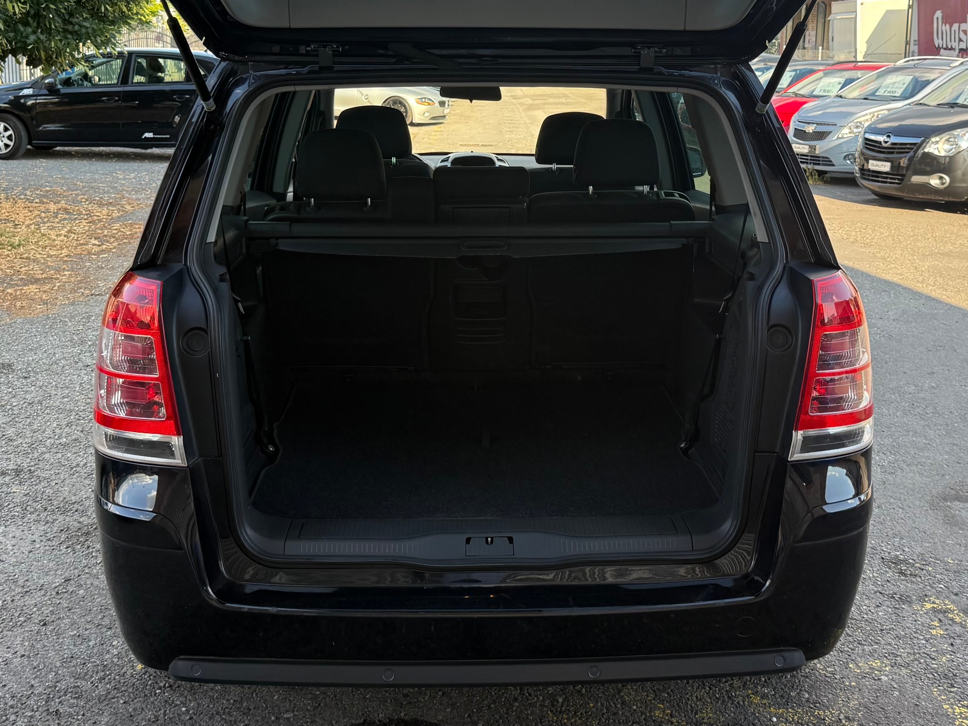 OPEL Zafira 1.8i 16V Enjoy-image-8