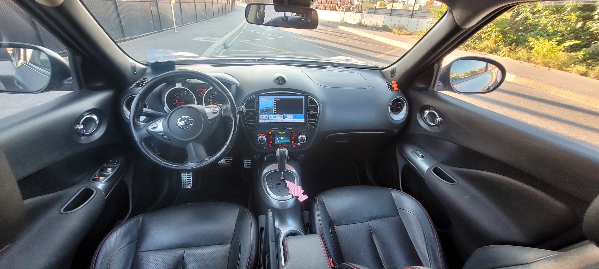 NISSAN Juke 1.6 DIG-T tekna 4x4 Xtronic M-CVT-image-11