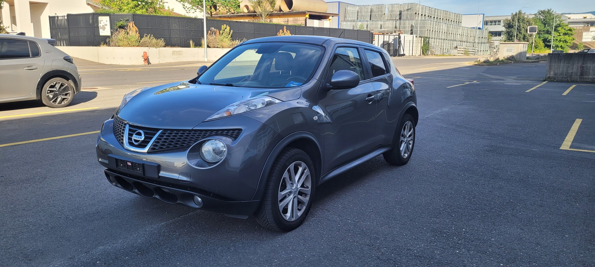 NISSAN Juke 1.6 DIG-T tekna 4x4 Xtronic M-CVT