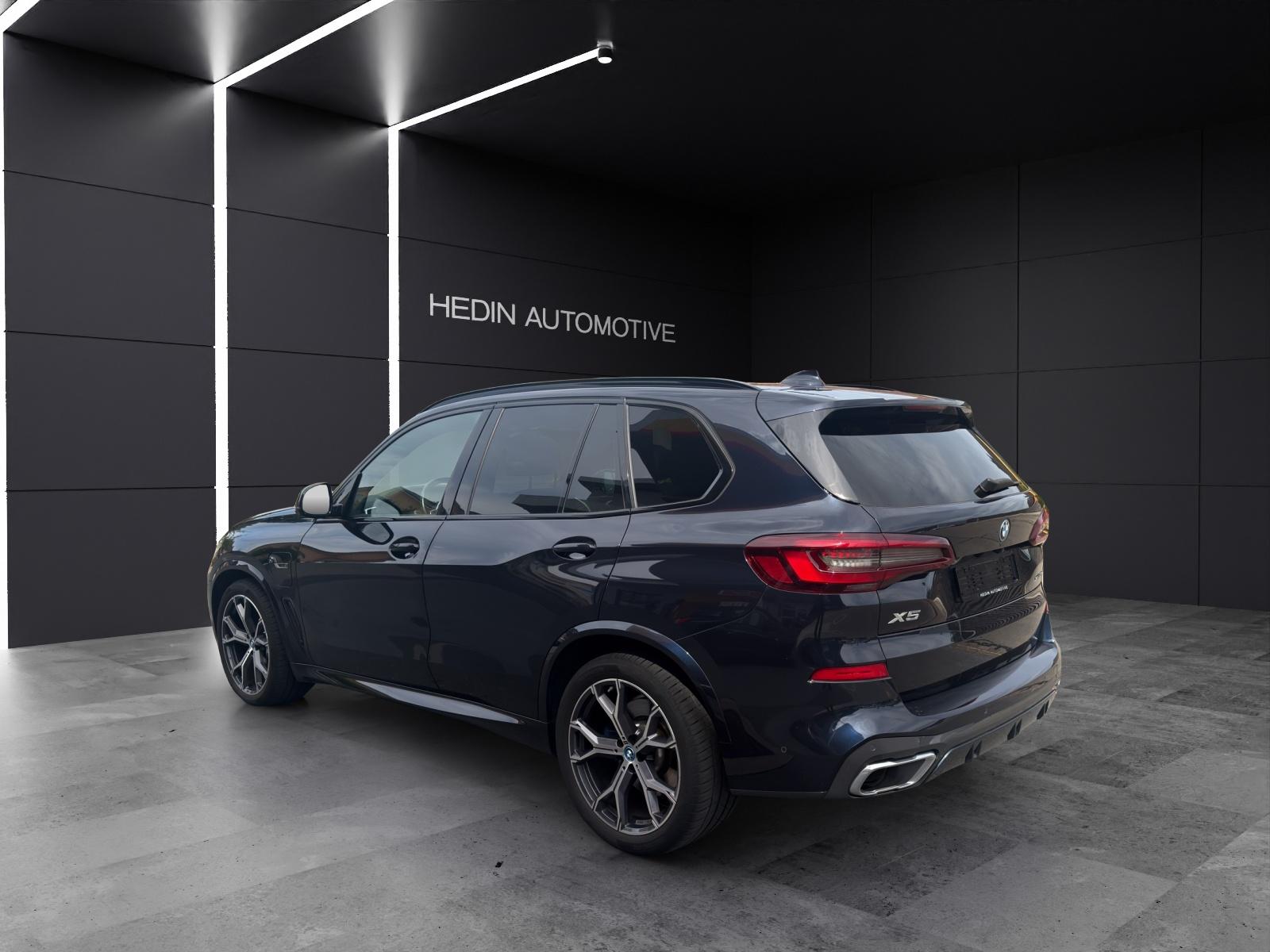 BMW X5 45e xDrive-showroom-element-2