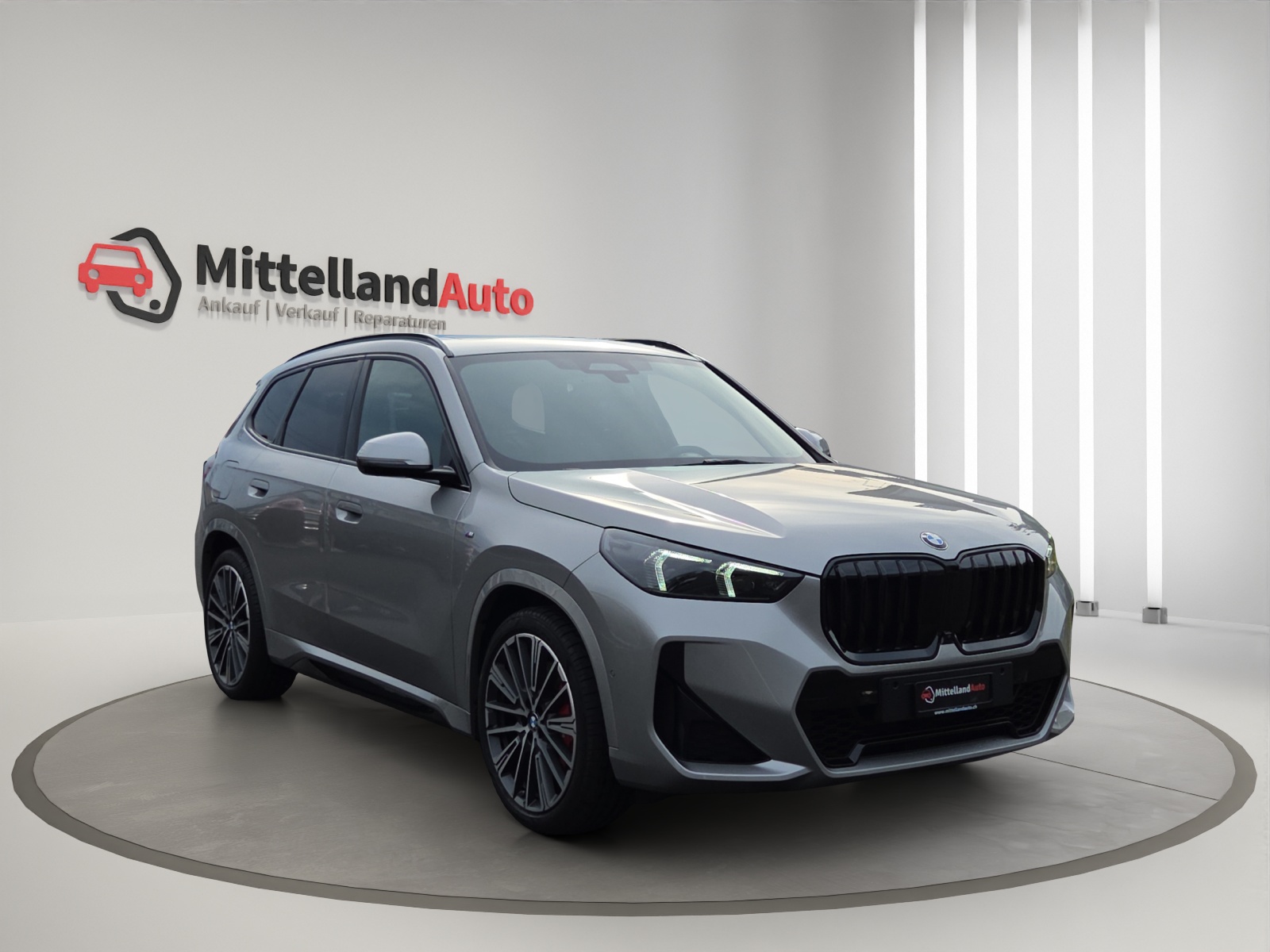 BMW X1 xDrive 23d 48V M Sport Pro-showroom-element-2