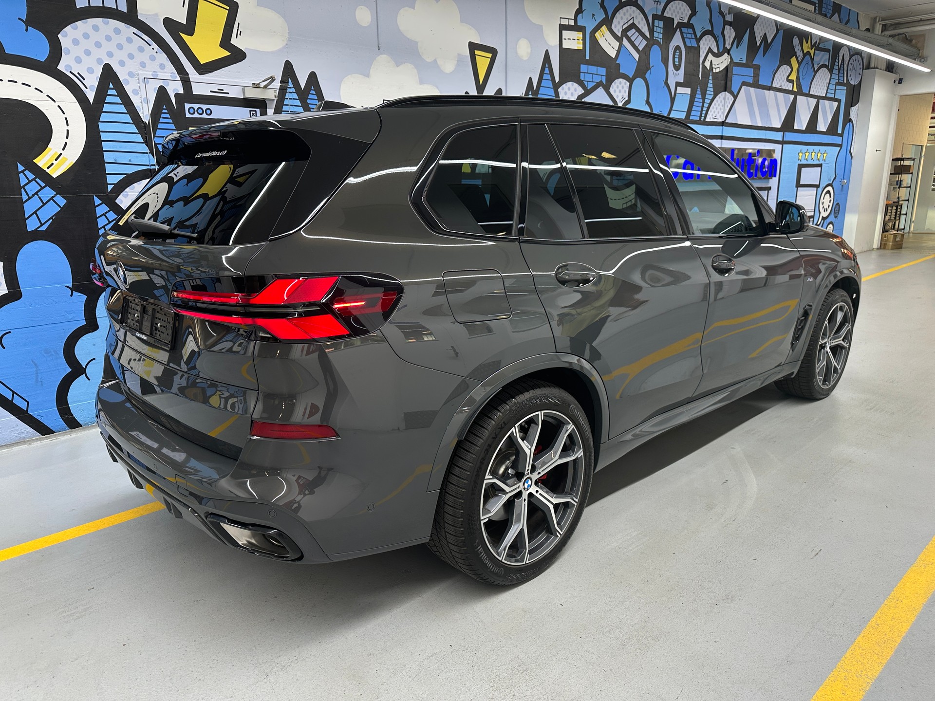 BMW X5 xDrive 48V 40d M Sport Pro Steptronic-showroom-element-3
