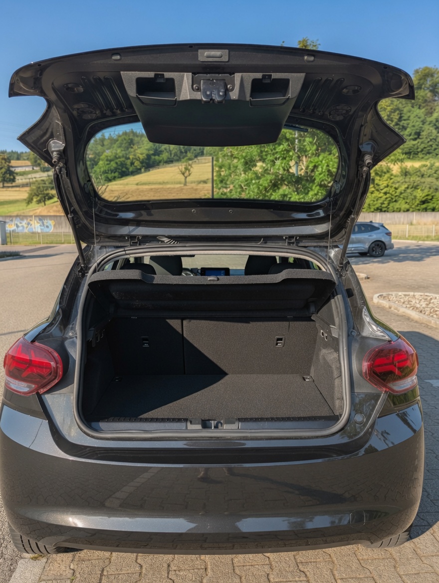 DACIA 1.0 TCe 110 Stepway Expression-image-3