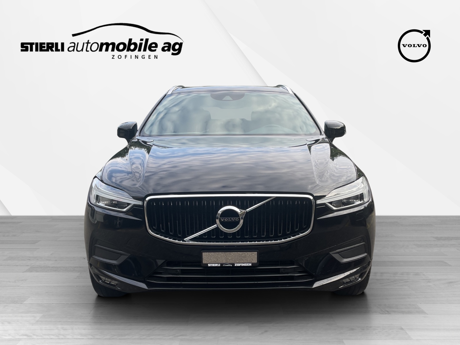 VOLVO XC60 2.0 T5 Momentum AWD-showroom-element-1