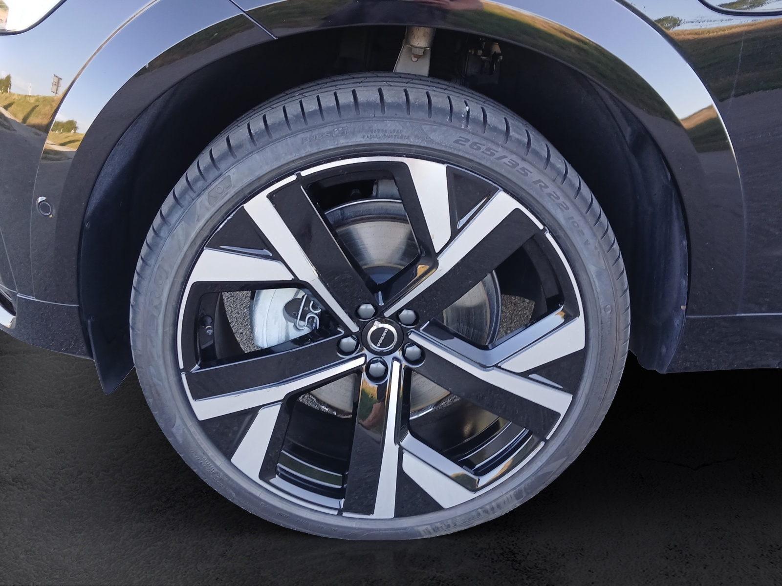 VOLVO XC60 2.0 T8 TE Black Edition eAWD-image-19
