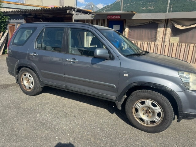 HONDA CR-V 2.0 4WD ES-image-6