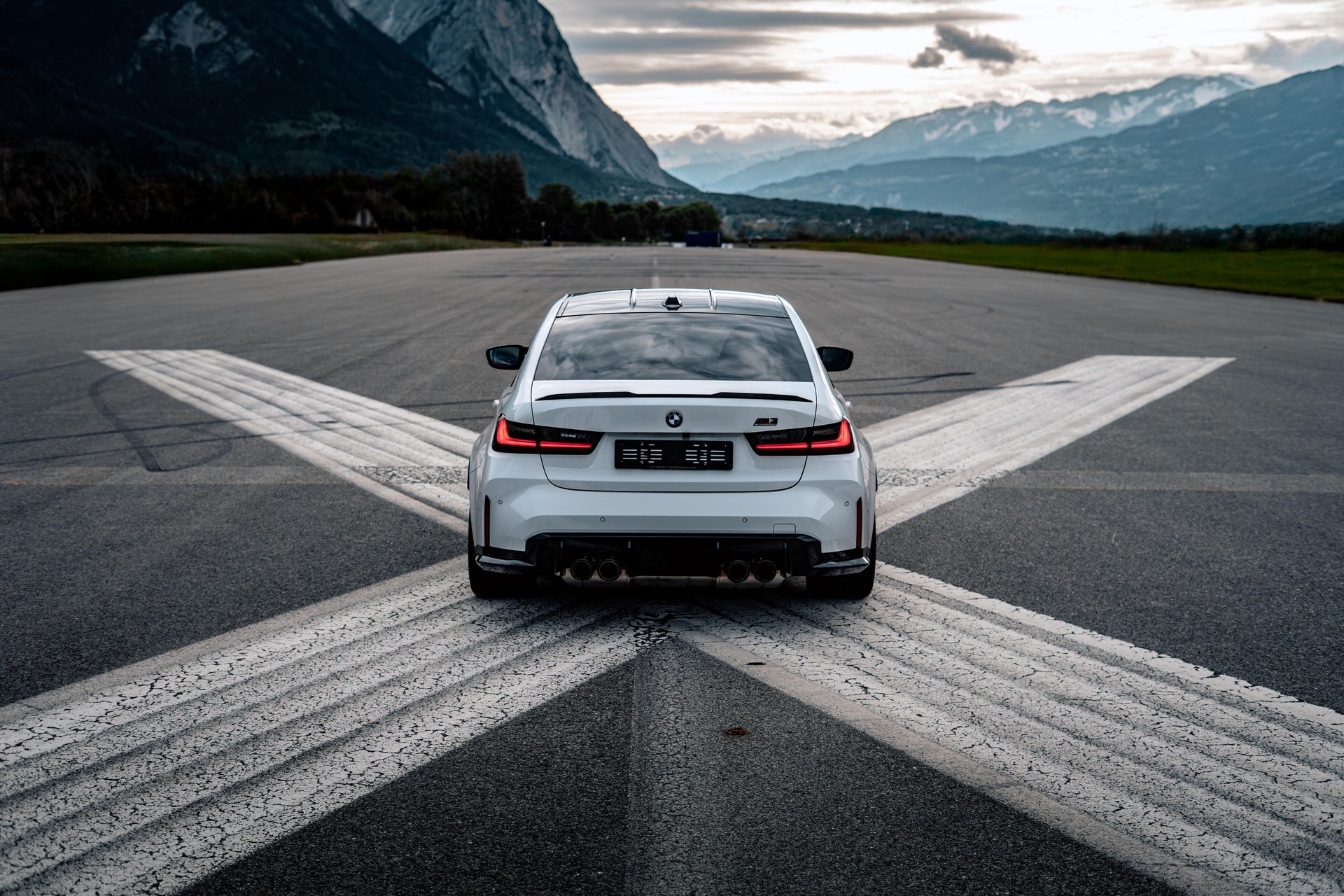 BMW M3 Competition xDrive-image-4