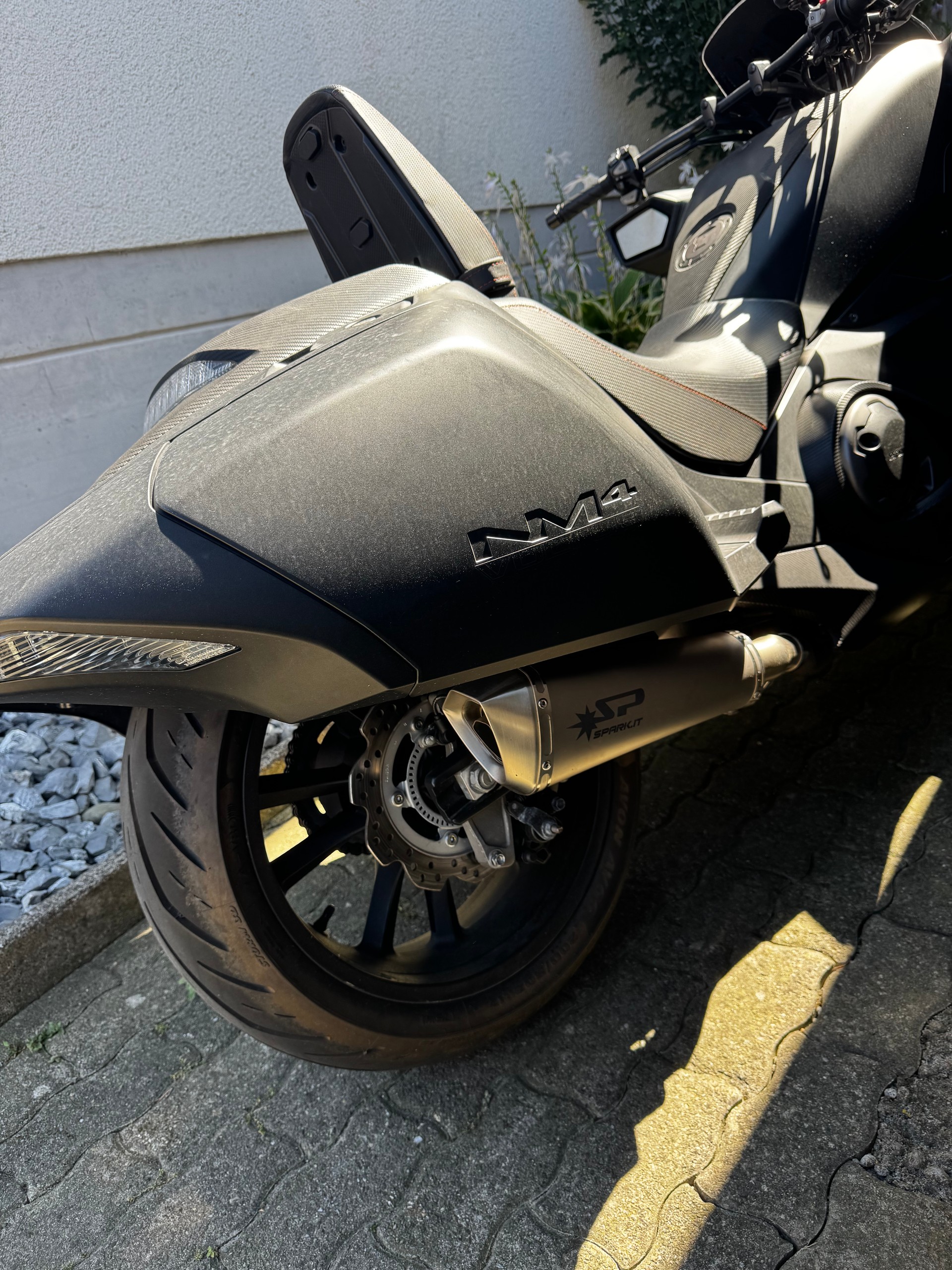 HONDA NM4 VULTUS-image-3